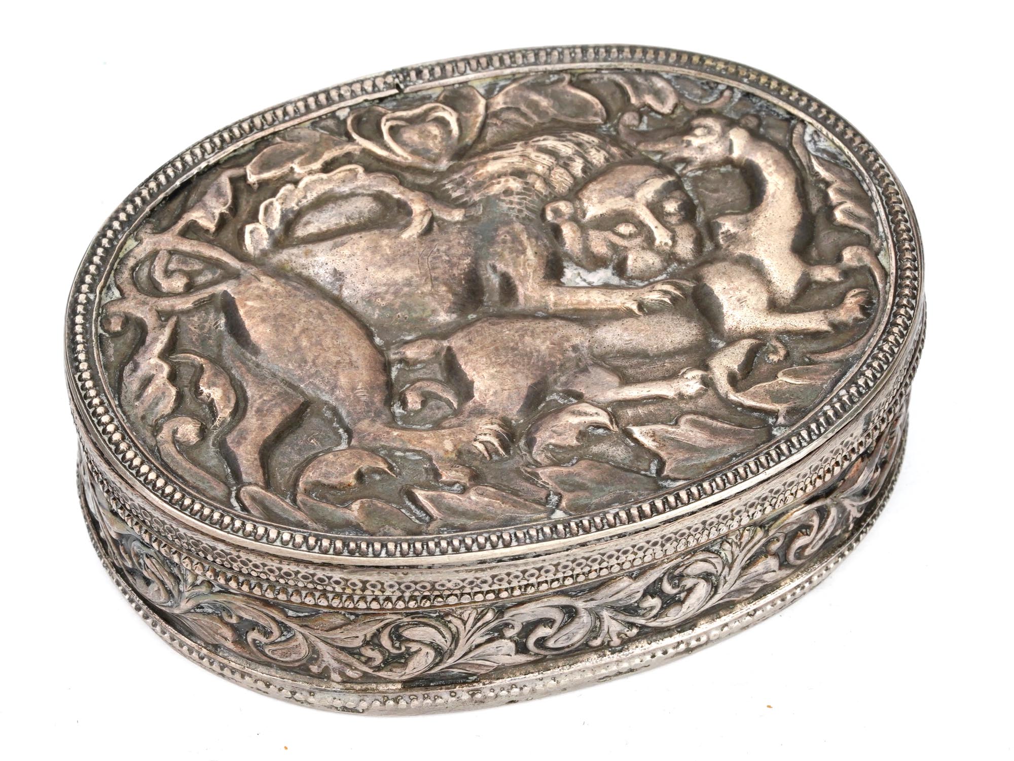 ANTIQUE SILVER PILL BOX WITH RELIEF SCENE C 1900 PIC-0