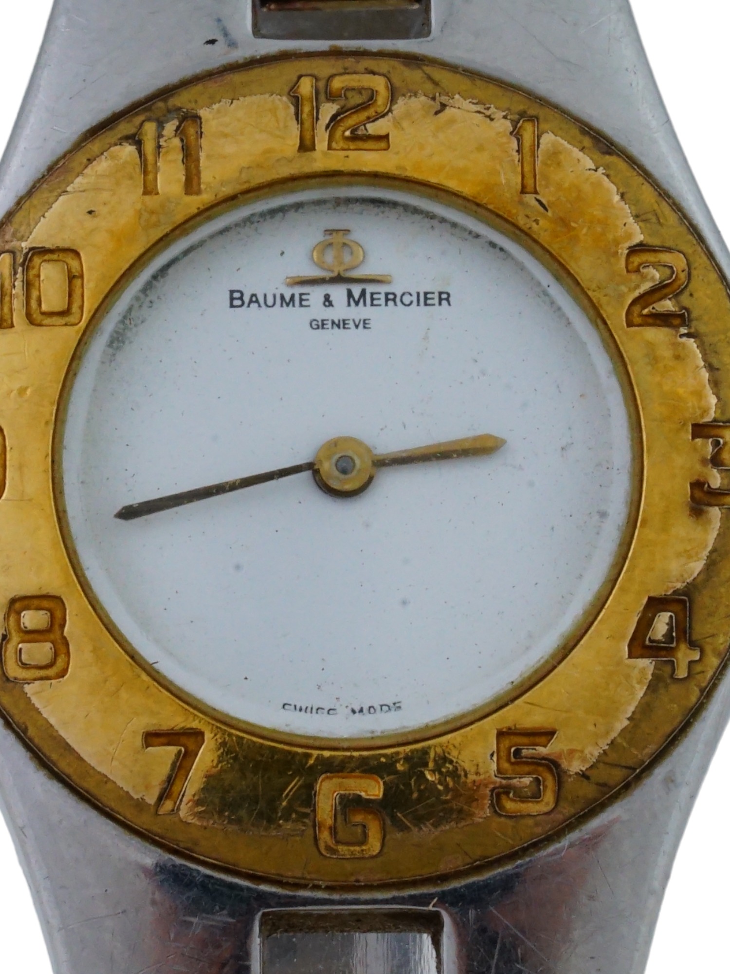 VINTAGE STAINLESS STEEL WRISTWATCH BAUME AND MERCIER PIC-4