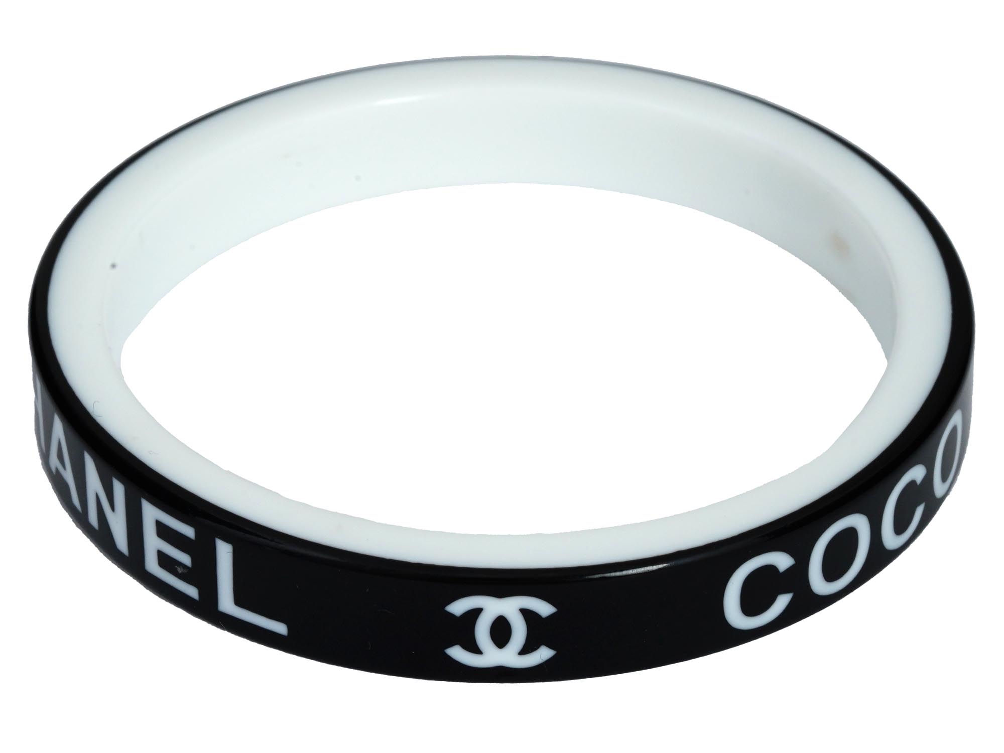 CHANEL BLACK AND WHITE LOGO BANGLE BRACELET IOB PIC-3