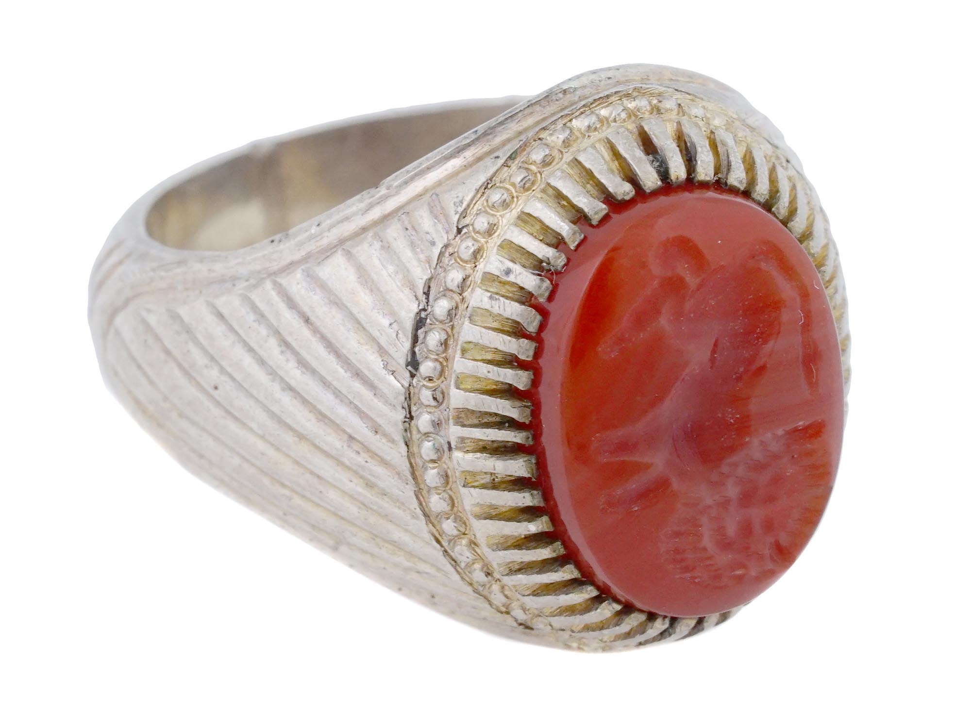 ANTIQUE VICTORIAN SILVER CARNELIAN INTAGLIO RING PIC-0