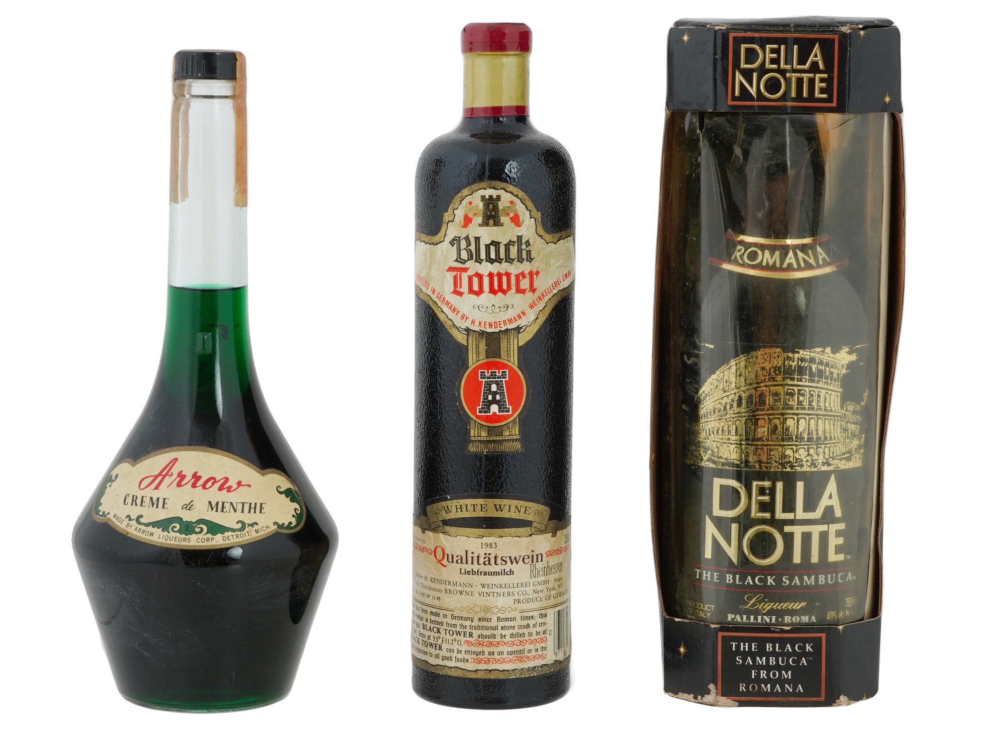 COLLECTION OF ALCOHOL DRINKS IN VINTAGE BOTTLES PIC-0