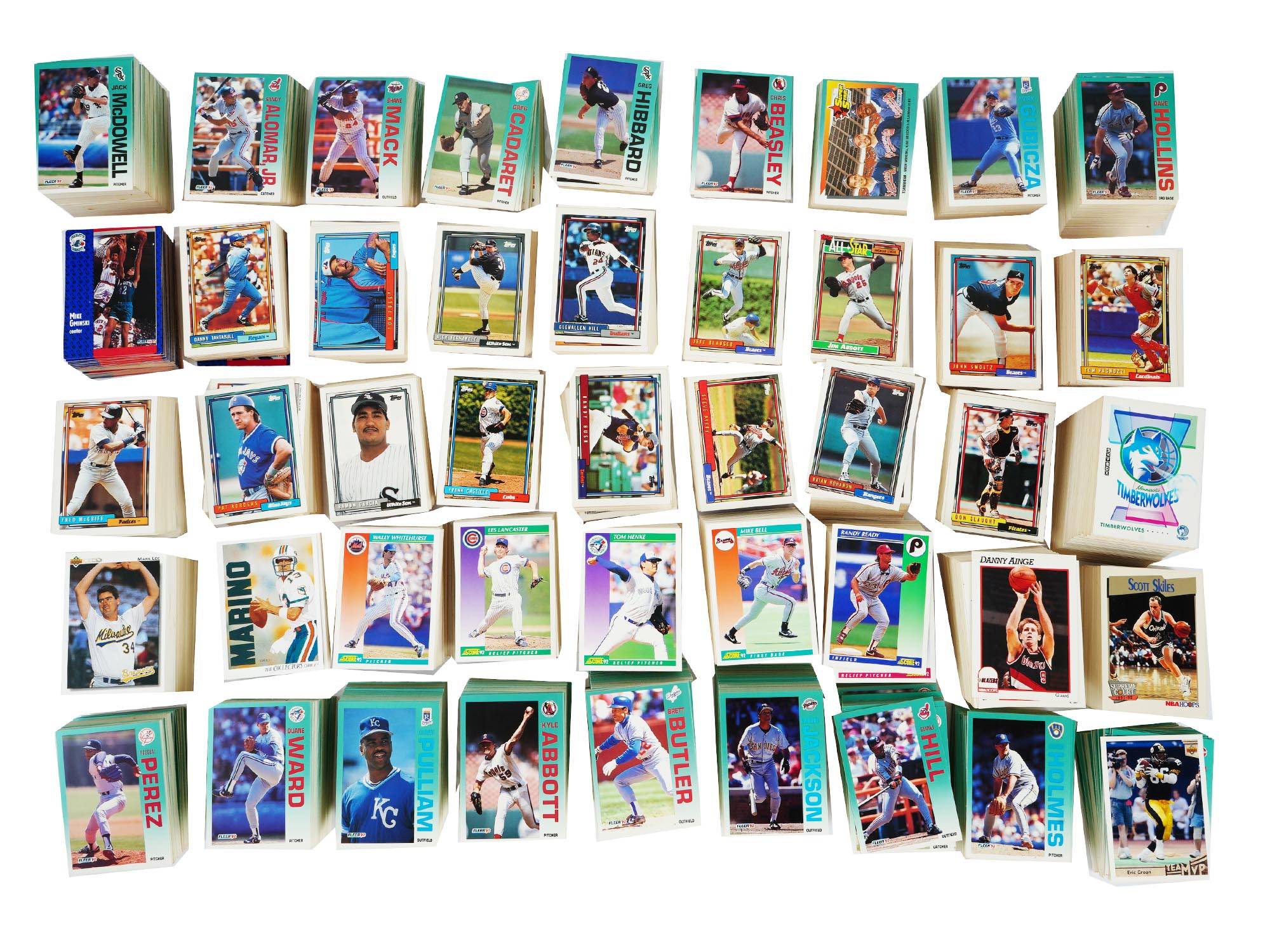 LARGE COLLECTION OF 1992 TOPPS AND FLEER BASEBALL CARDS PIC-2