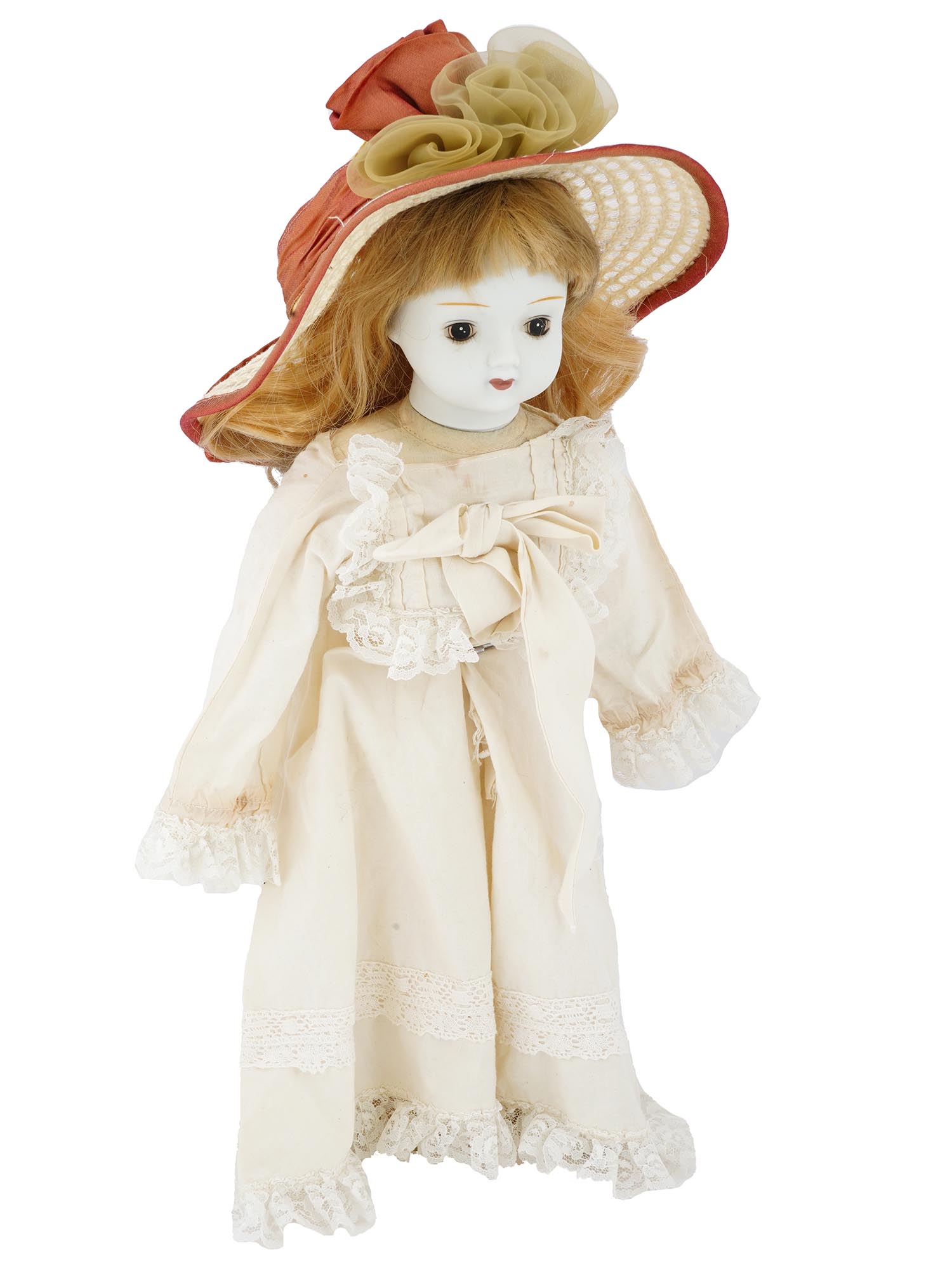 COLLECTION OF VINTAGE PORCELAIN DOLLS IN OUTFITS PIC-3