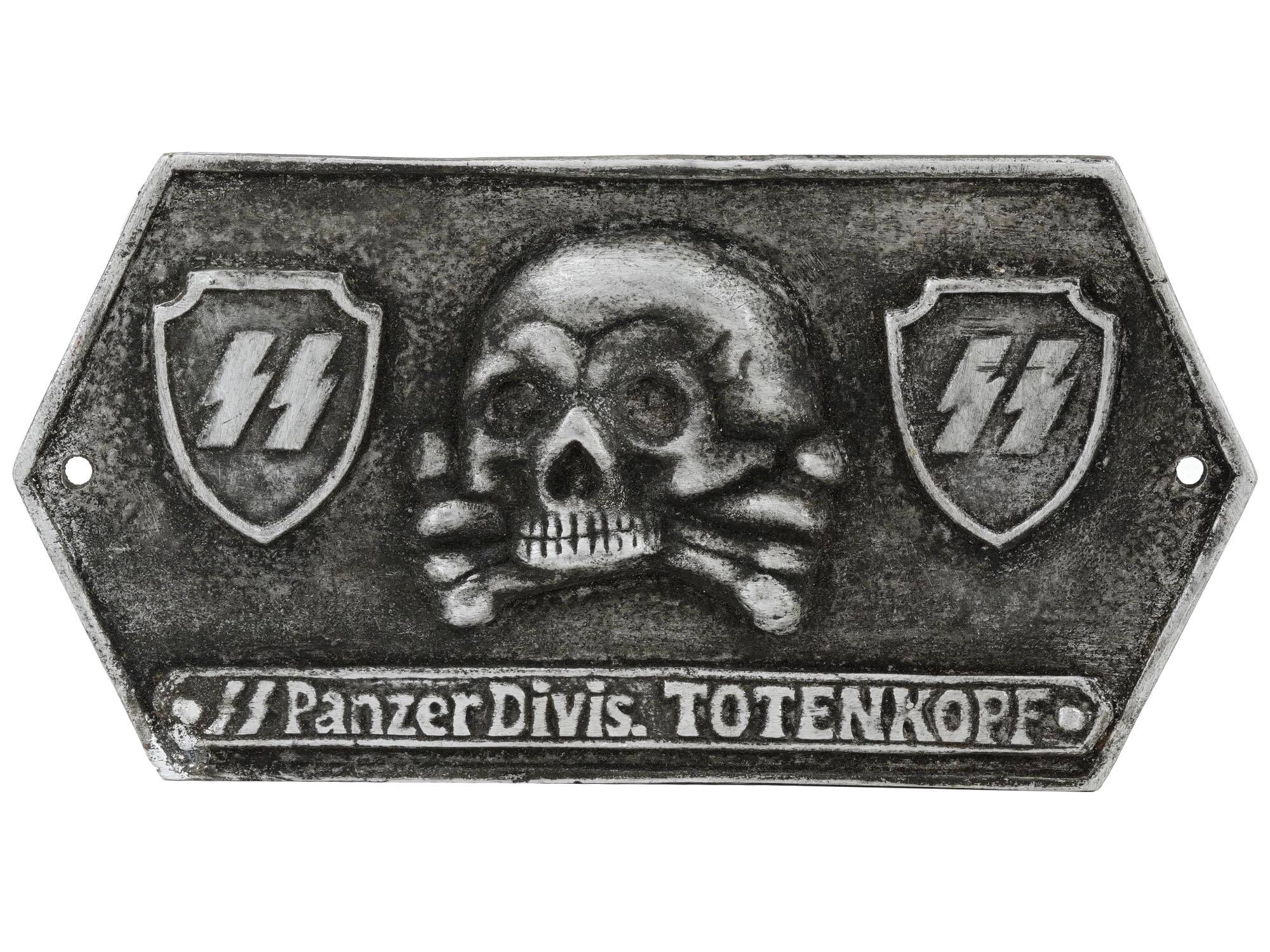 WWII GERMAN NAZI PANZER DIVISION TOTENKOPF SIGN PIC-0