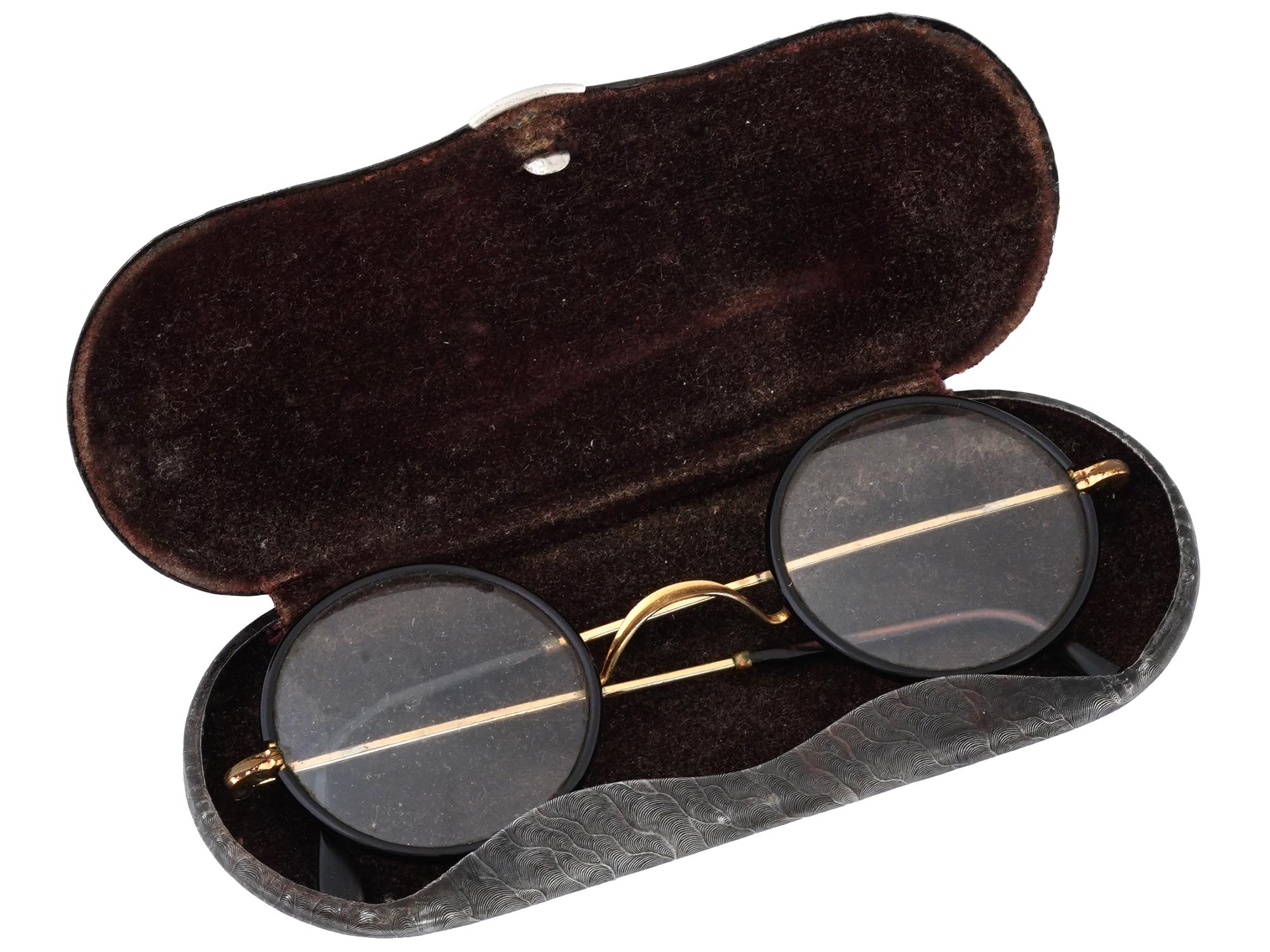 WWII GERMAN WAFFEN SS TOTENKOPF CASE AND GLASSES PIC-1