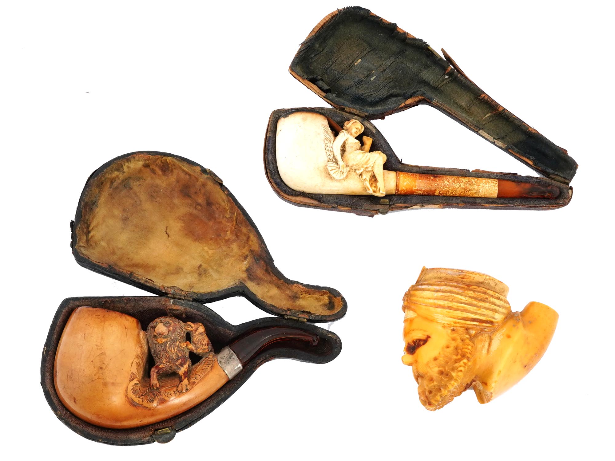 COLLECTION OF ANTIQUE SCULPTED HAND CARVED WOOD PIPES PIC-0