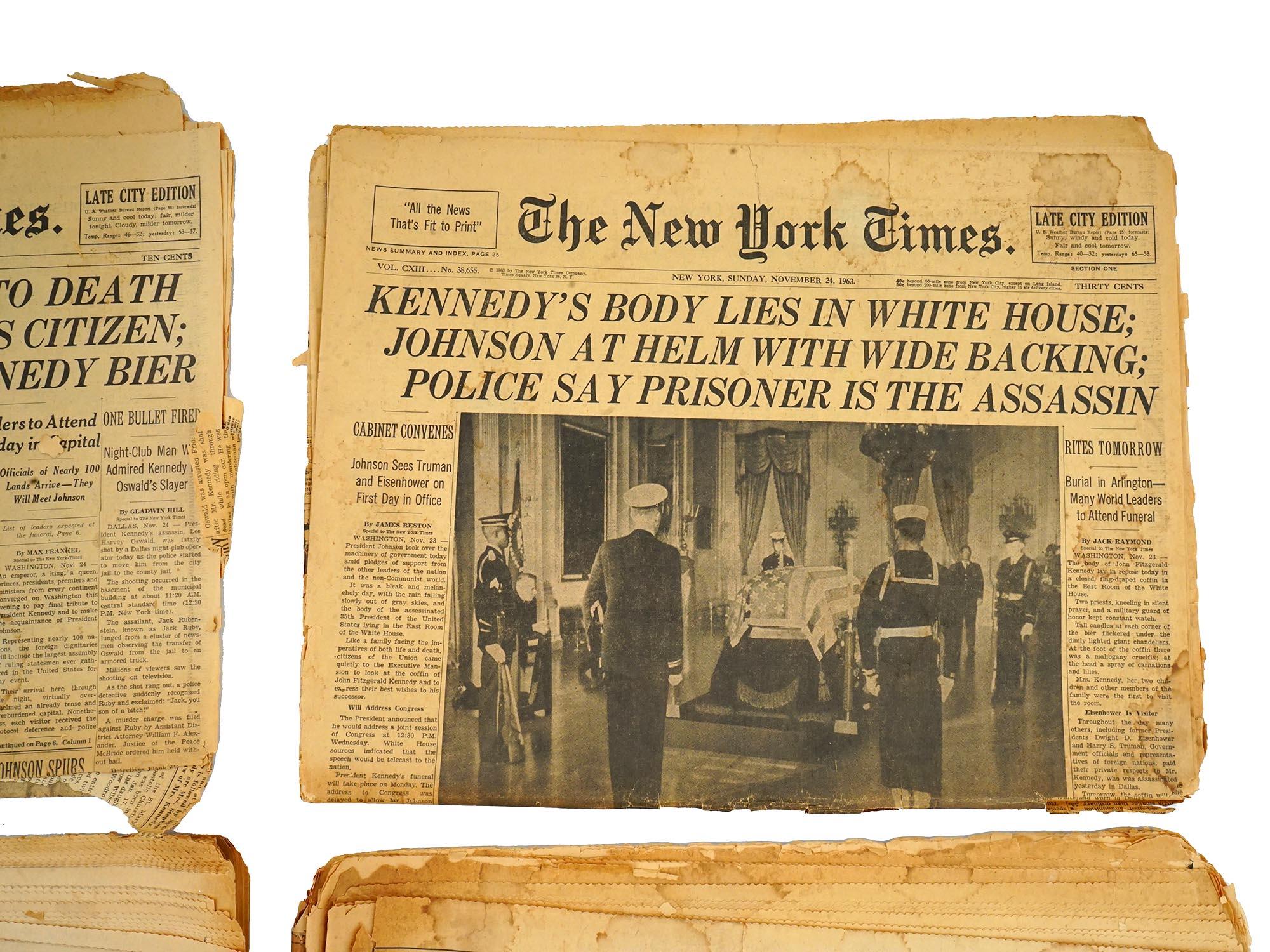 NEWSPAPERS REPORTING KENNEDY ASSASSINATION 1963 PIC-4