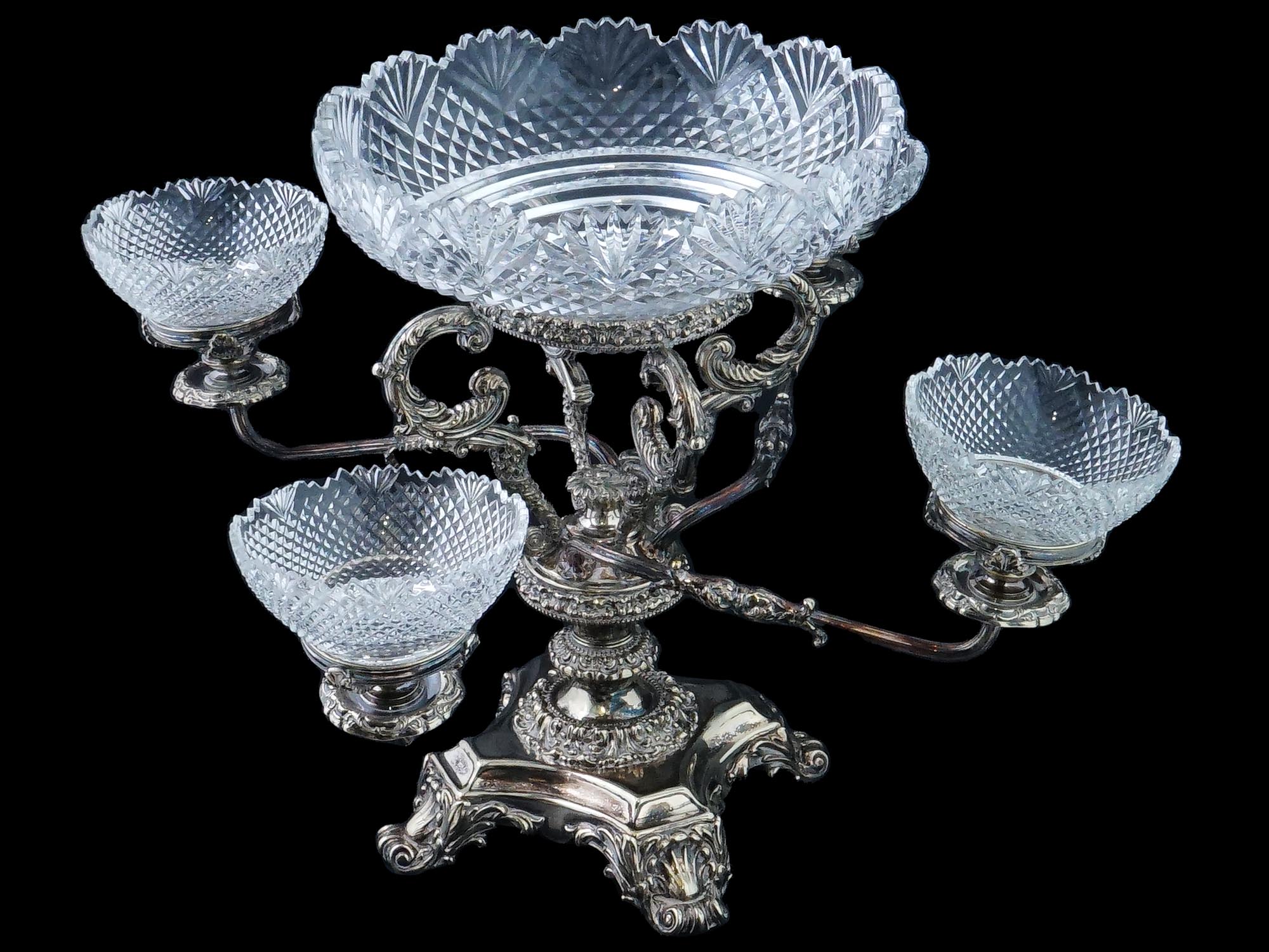 ANTIQUE WALKER AND HALL SILVERPLATE CRYSTAL CENTERPIECE PIC-1