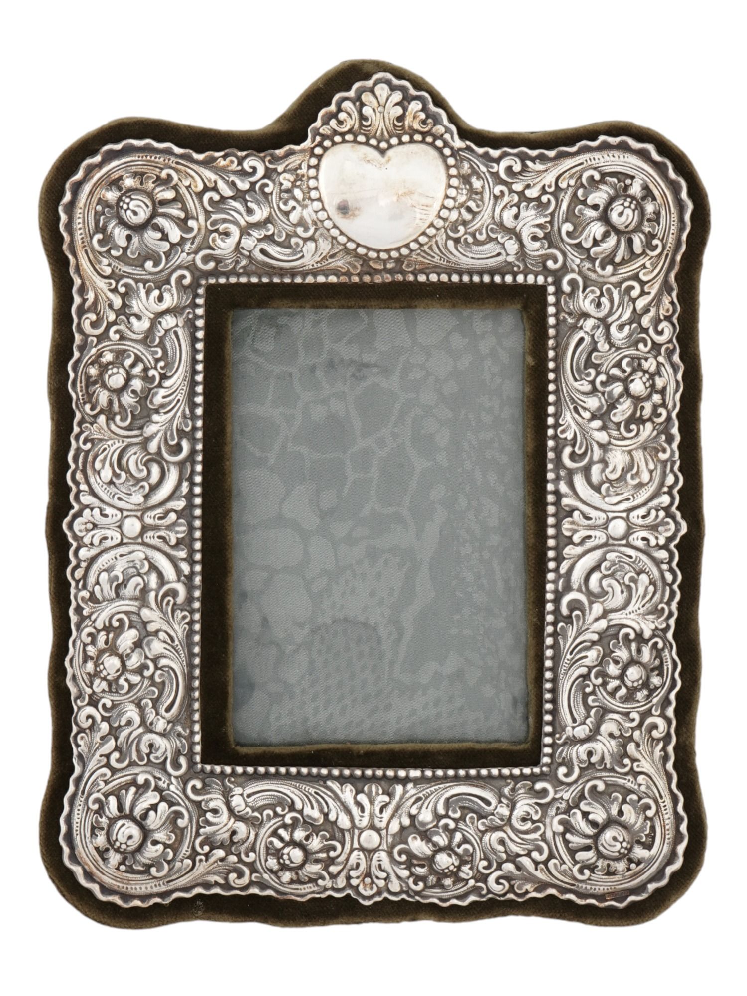 ANTIQUE VICTORIAN MANNER STERLING SILVER PICTURE FRAME PIC-0