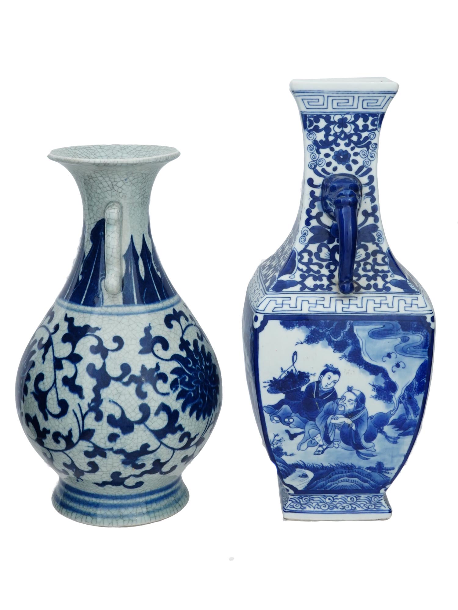 VINTAGE CHINESE BLUE AND WHITE PORCELAIN VASES PIC-2