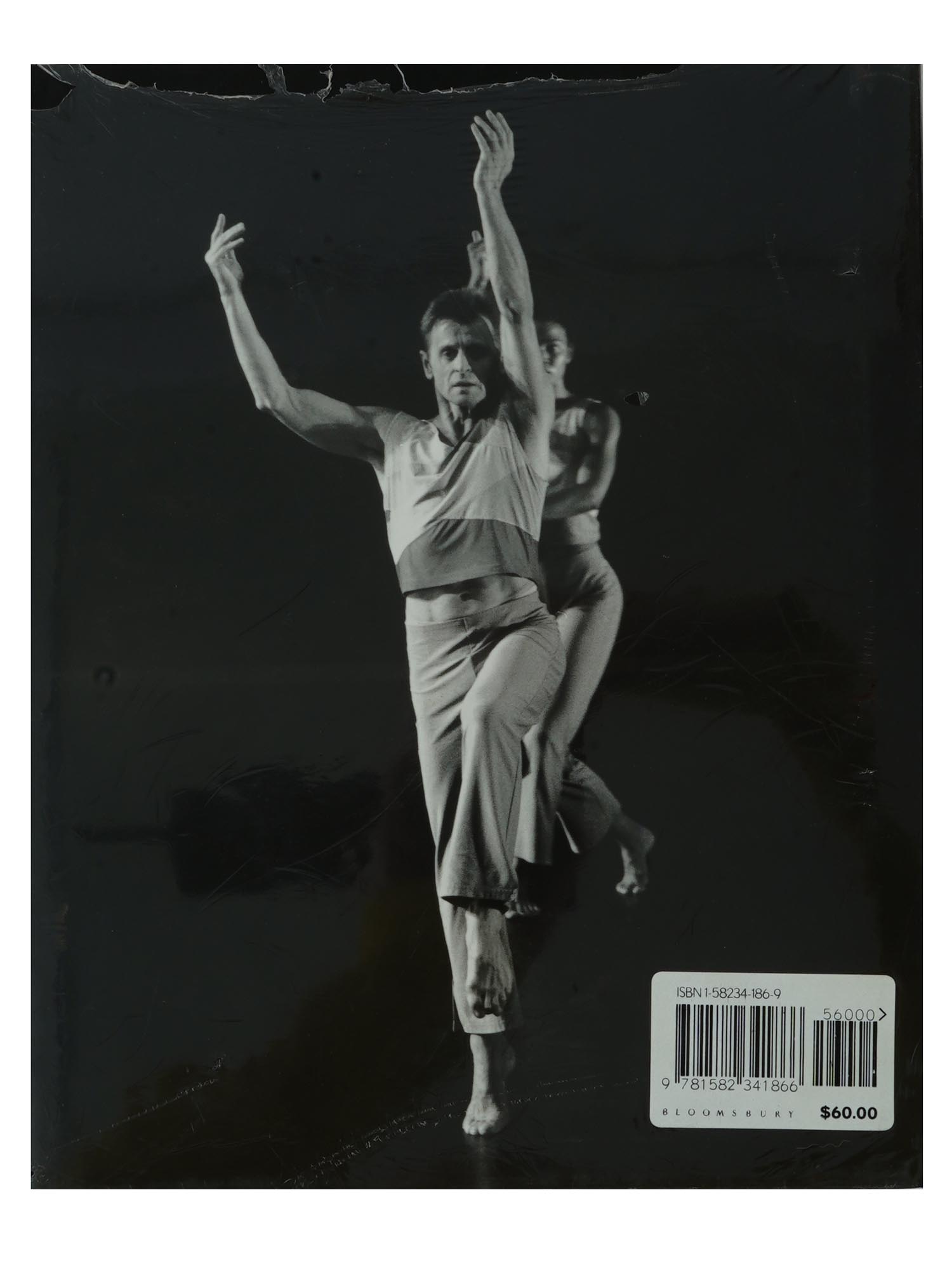 AMERICAN BALLET DANCER BARYSHNIKOV BLACK WHITE BOOK PIC-1