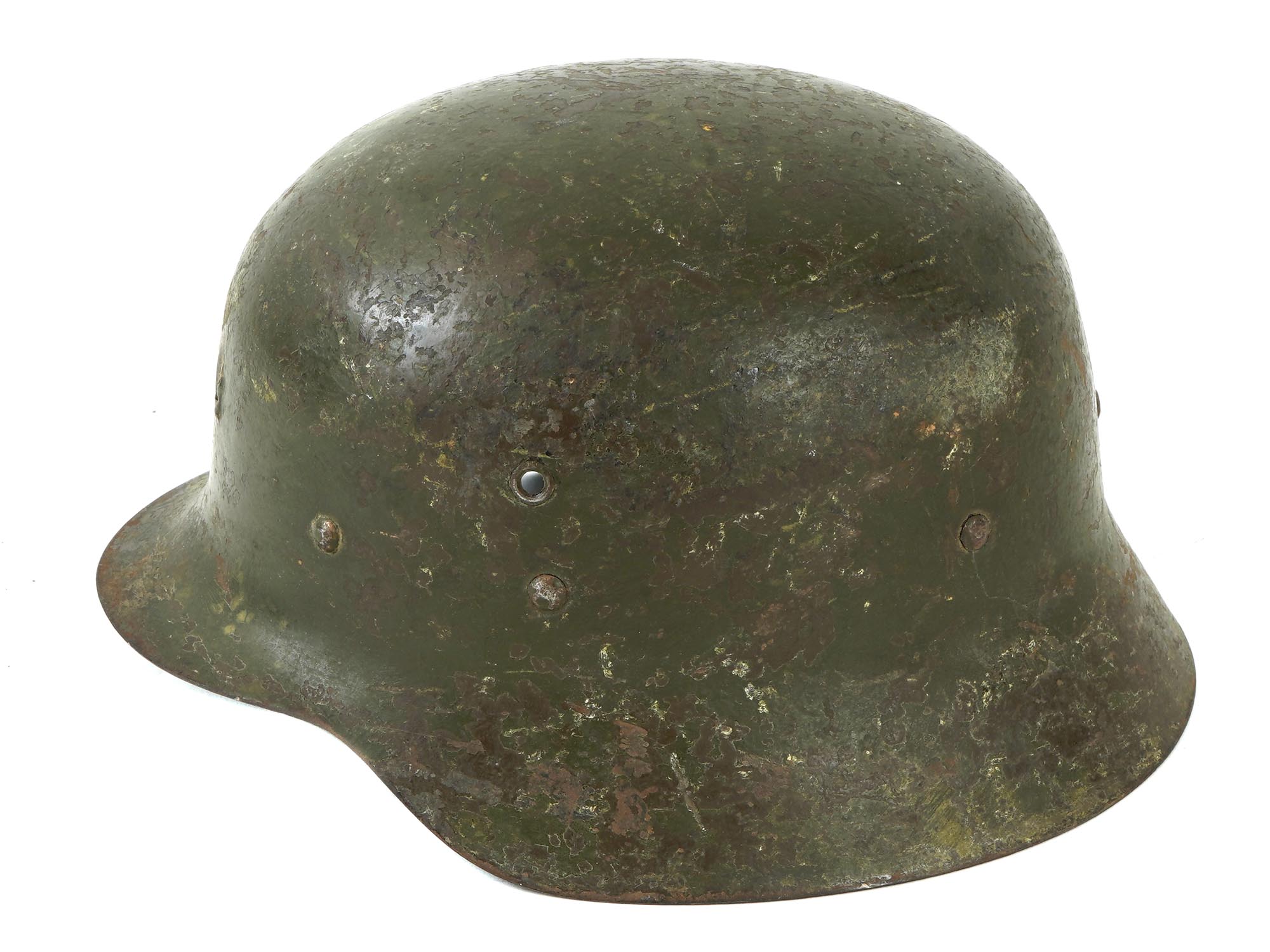 POST WWII SPANISH MILITARY STEEL HELMET PIC-2