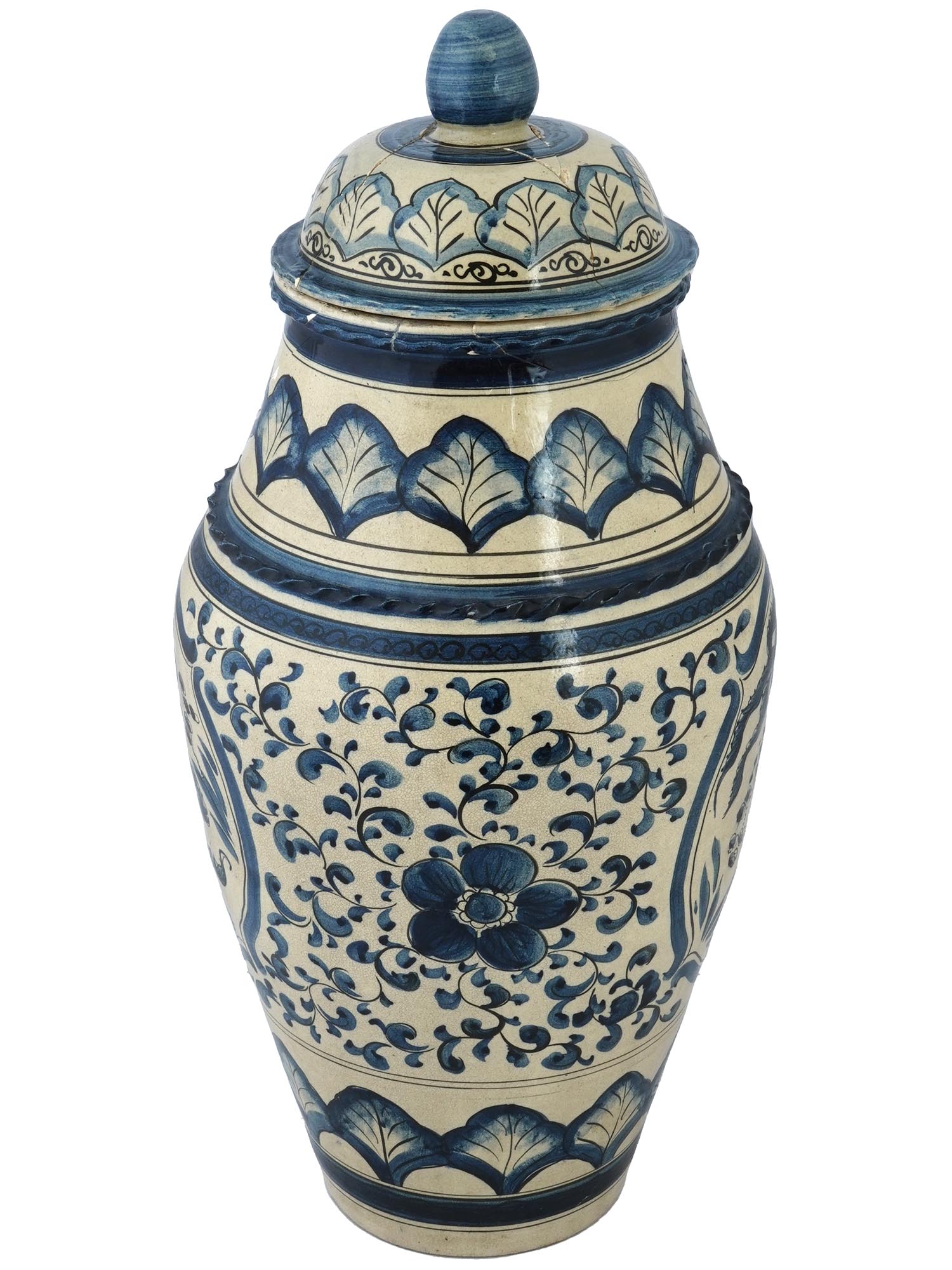 LARGE CHINESE COVERED BLUE WHITE PORCELAIN URN VASE PIC-1