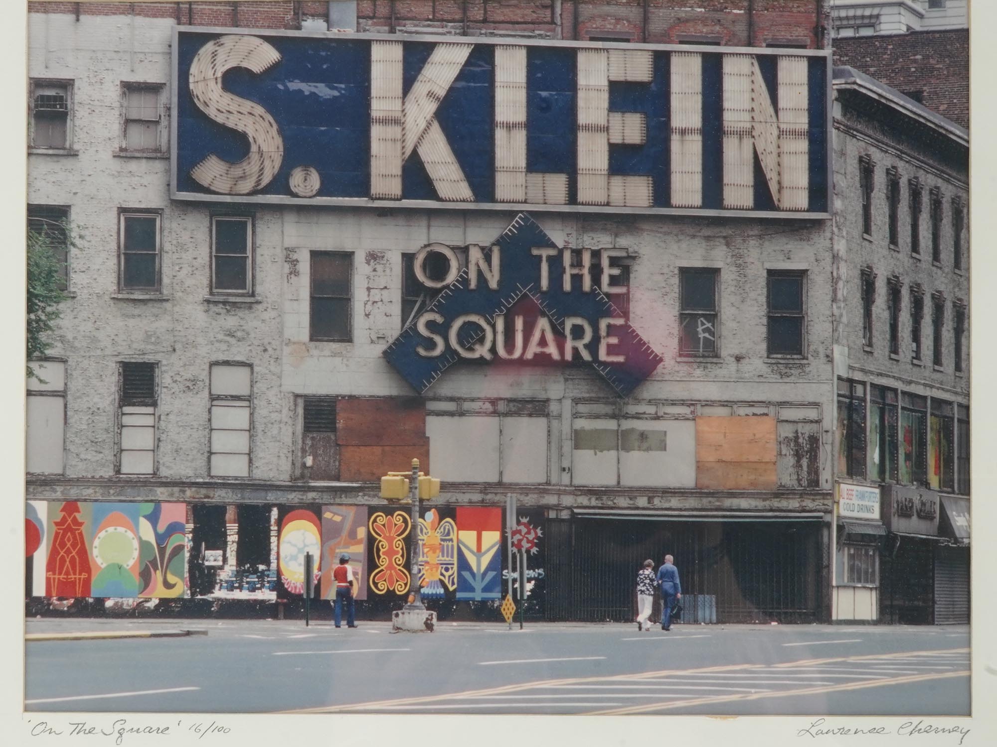 NYC S. KLEIN ON THE SQUARE PHOTO LAWRENCE CHENEY PIC-1
