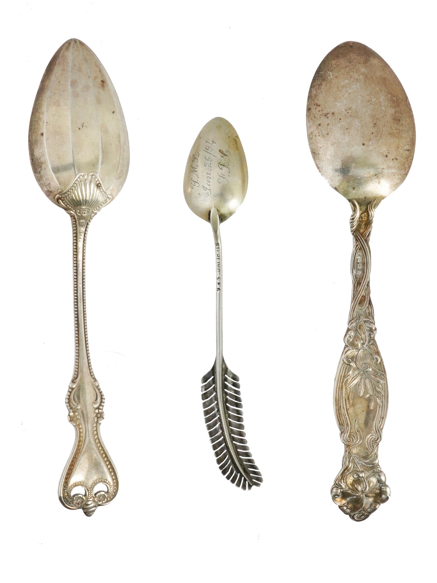 THREE SILVER SOUVENIR SPOONS AMERICAN CITIES PIC-1