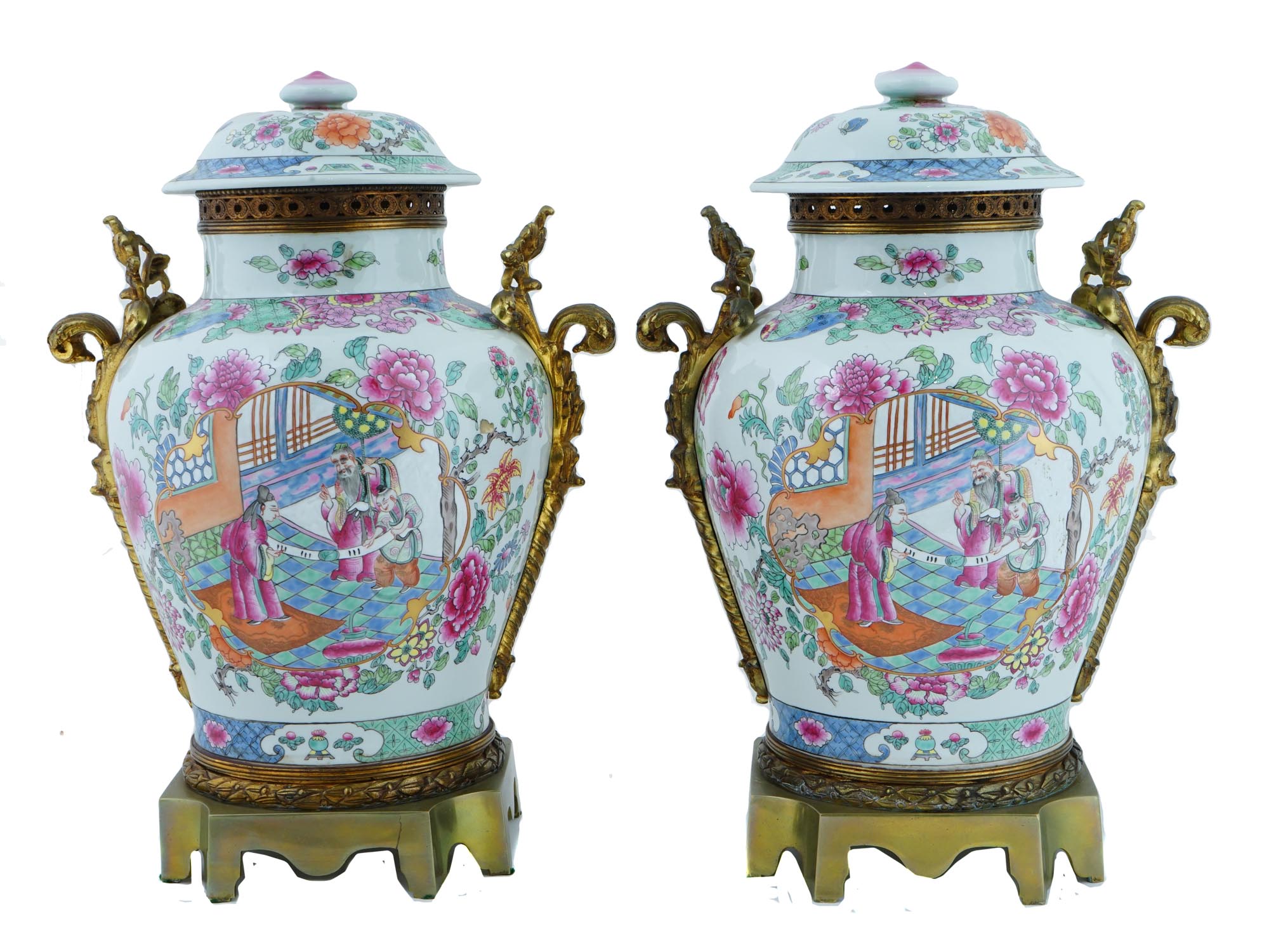 CHINESE REPUBLIC FAMILLE ROSE PORCELAIN URN VASES PIC-0