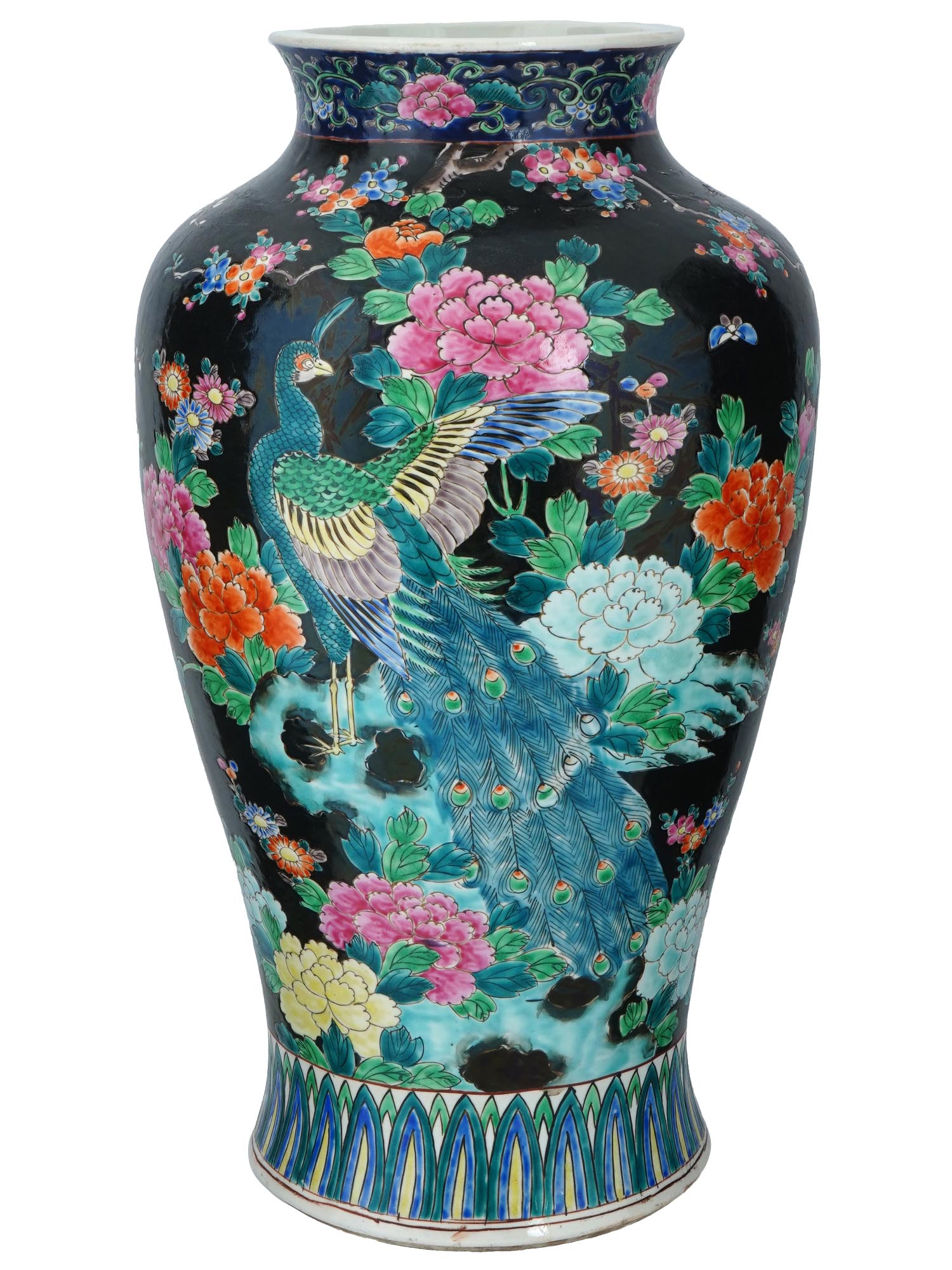 CHINESE REPUBLIC ERA PORCELAIN VASE WITH PEACOCKS PIC-0