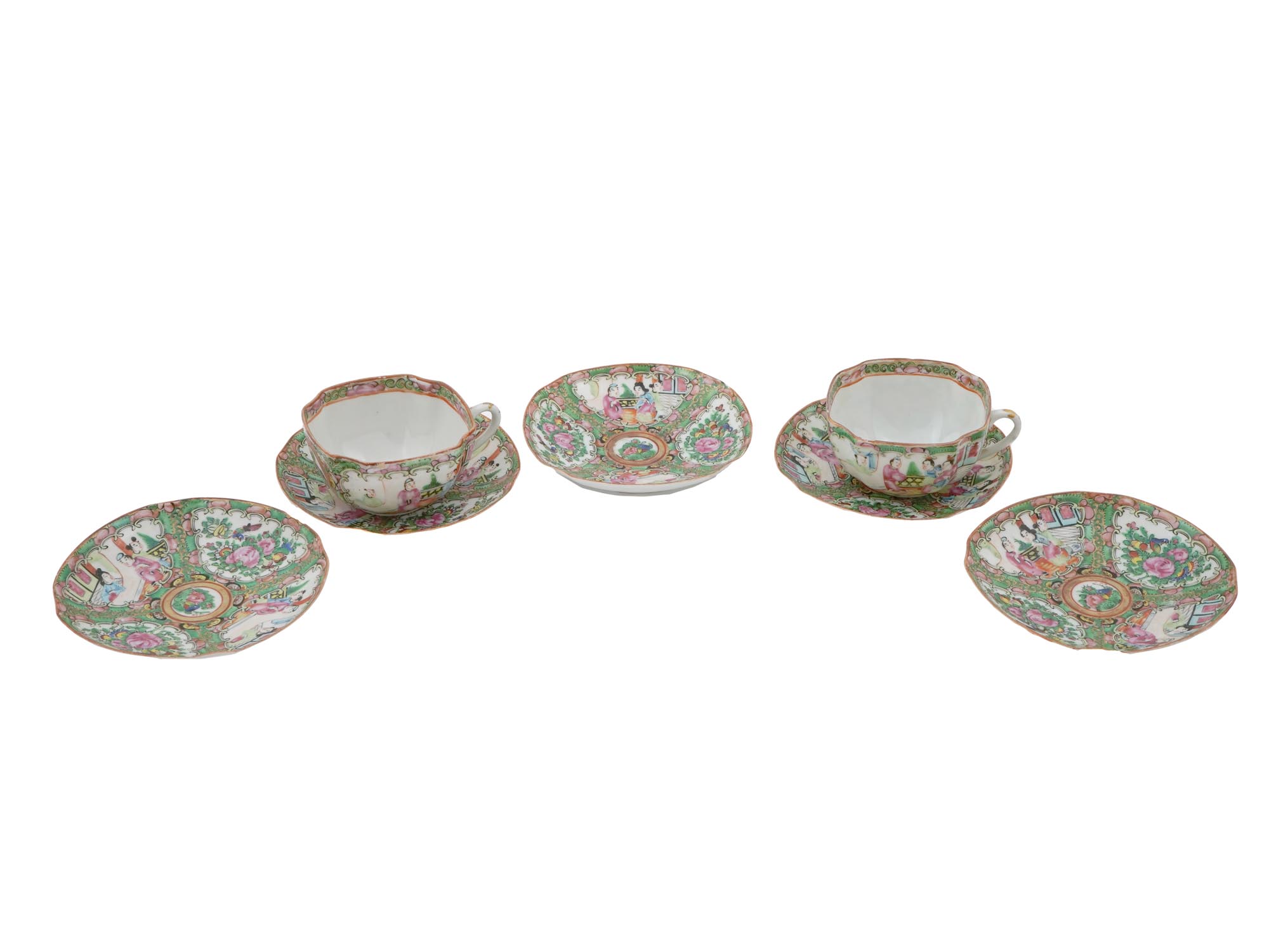 CHINESE PORCELAIN FAMILLE ROSE TEACUPS AND SAUCERS PIC-1