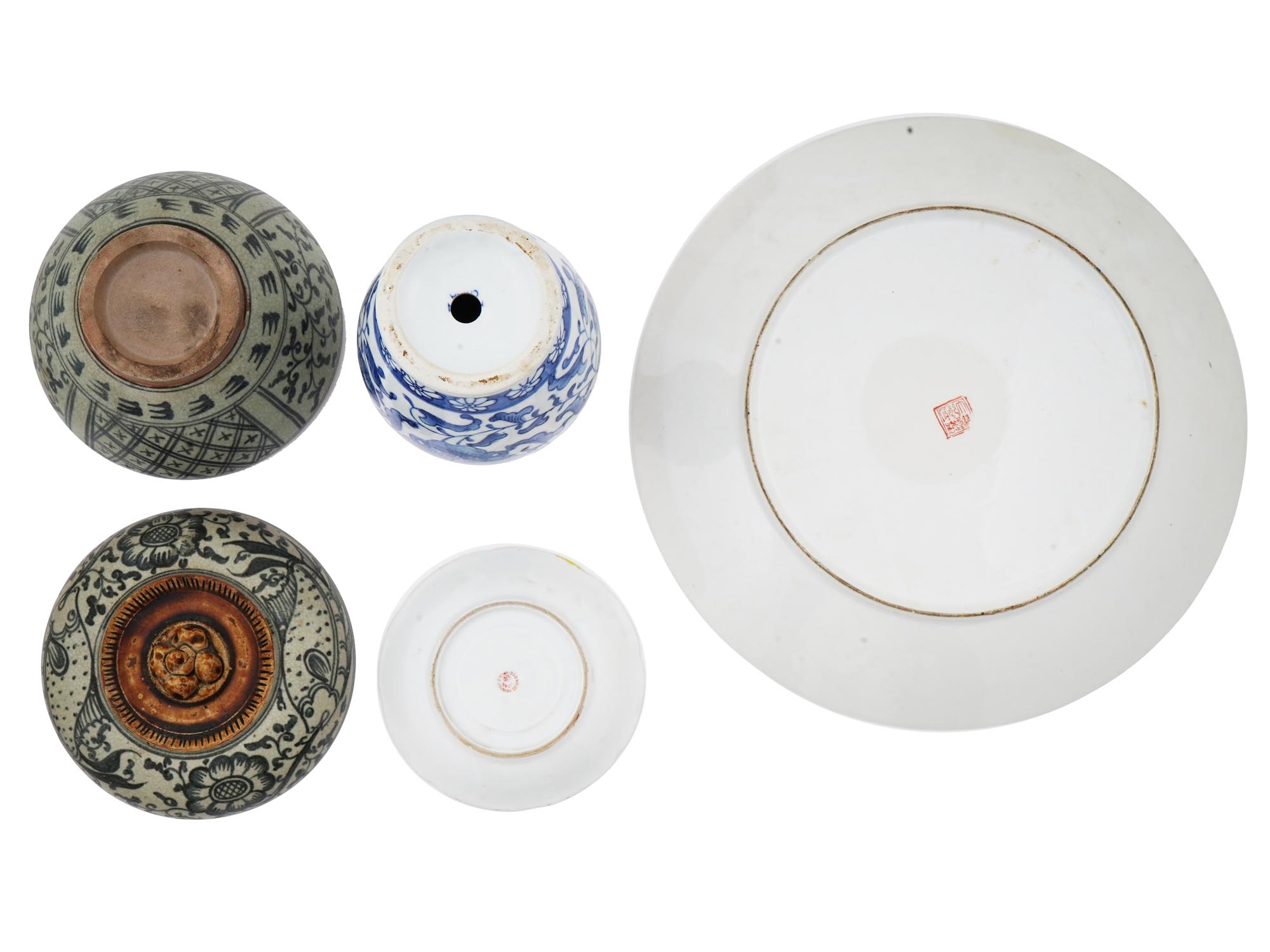 20TH C CHINESE AND JAPANESE PORCELAIN TABLEWARE PIC-2