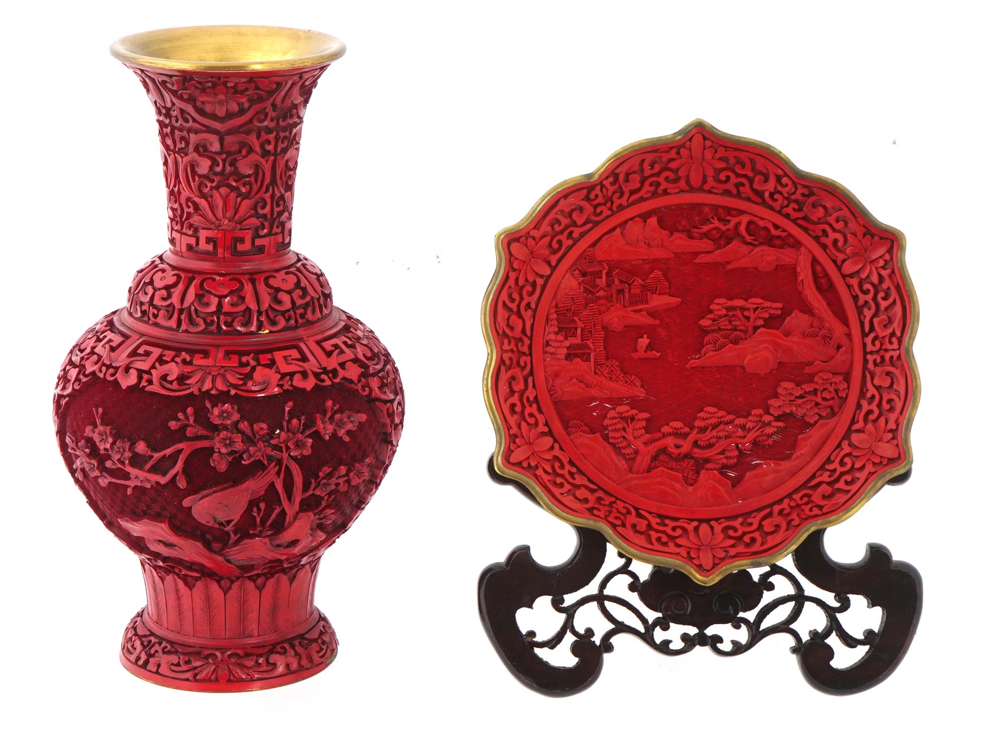 CHINESE RED CINNABAR VASE AND PLATE WITH STAND SET PIC-0