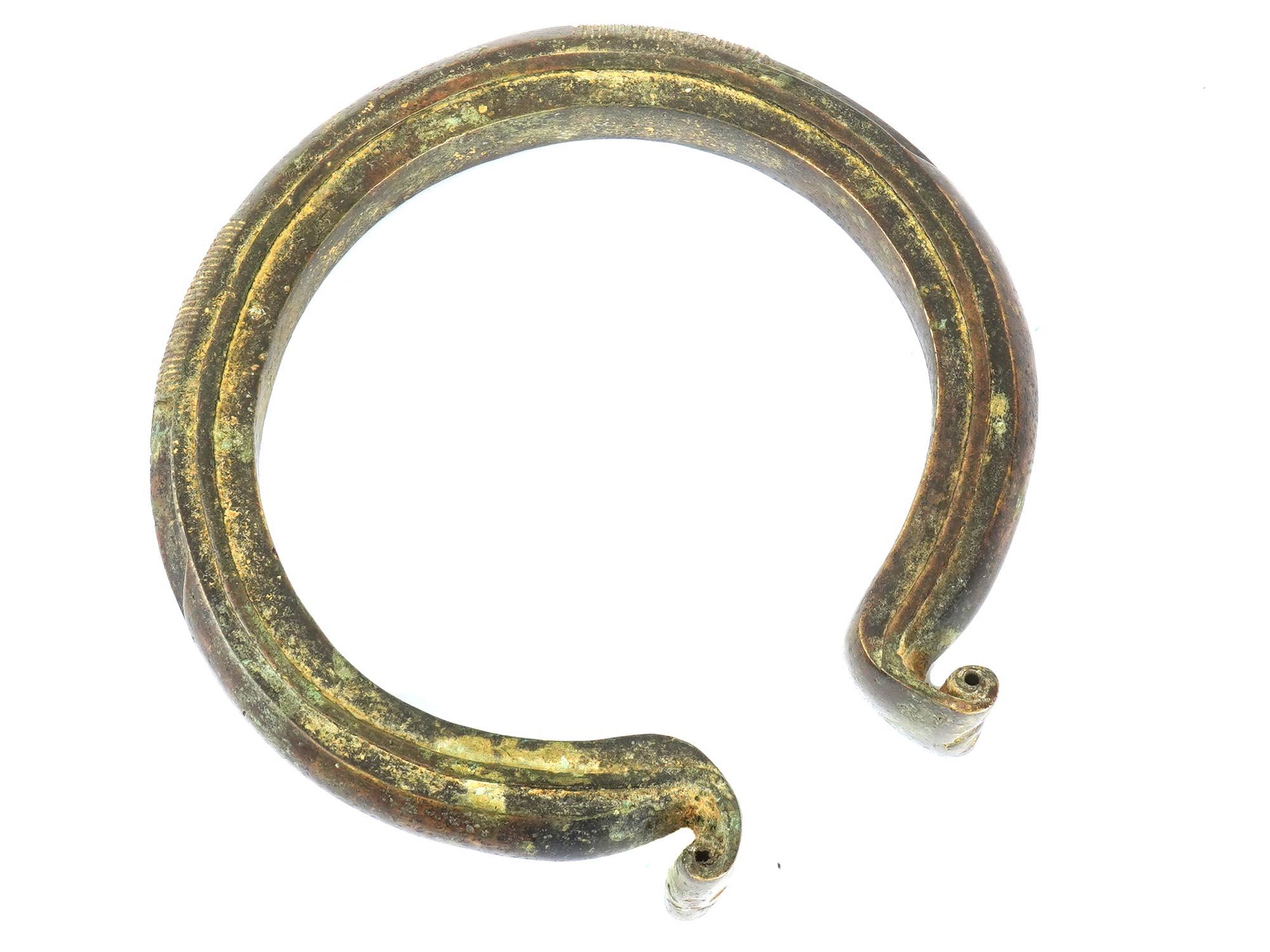 RARE CENTRAL AFRICAN GABON BRONZE TORQUE FANG COLLAR PIC-0