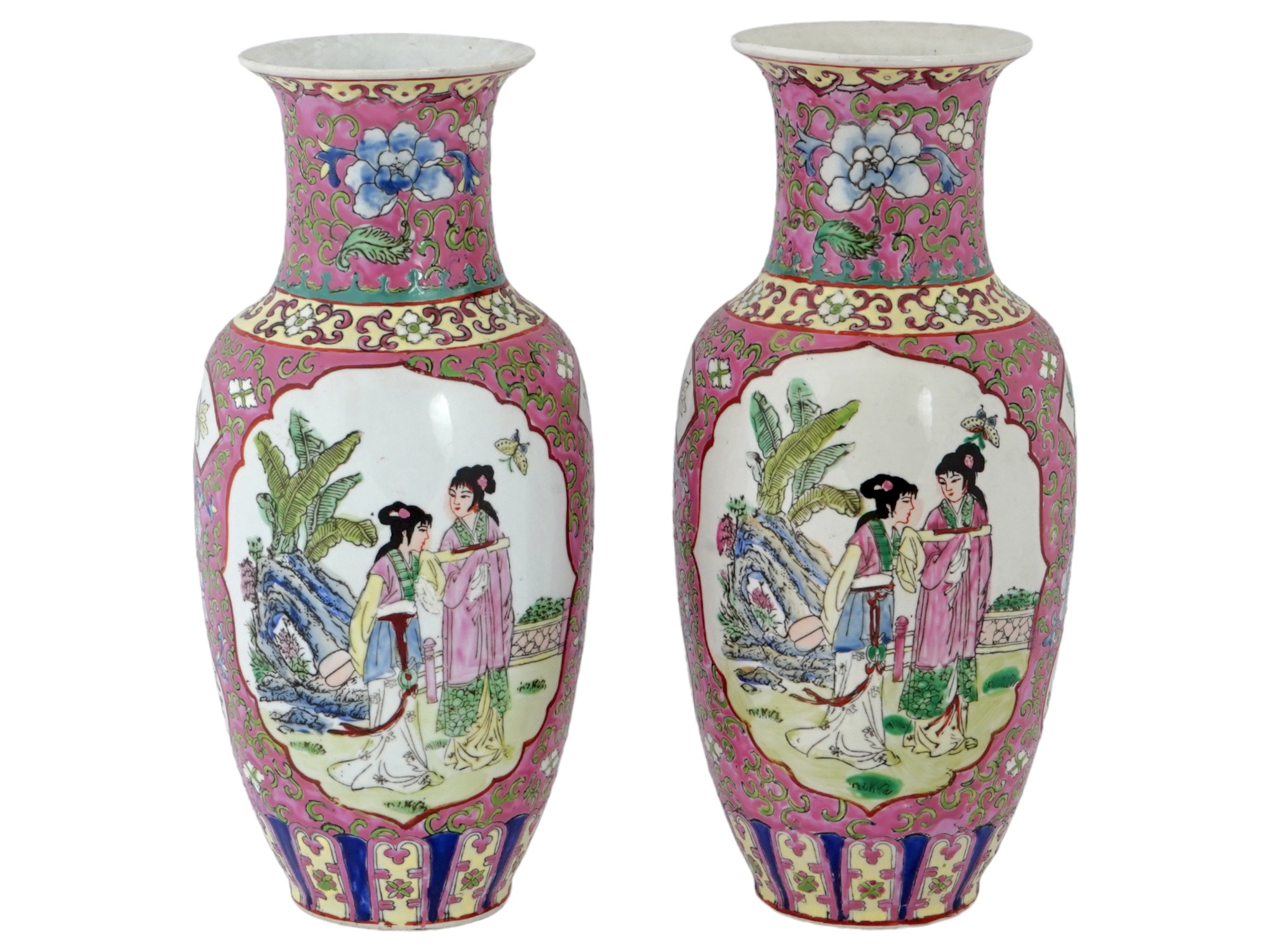 PAIR VINTAGE MATCHING CHINESE FAMILLE ROSE VASES PIC-0