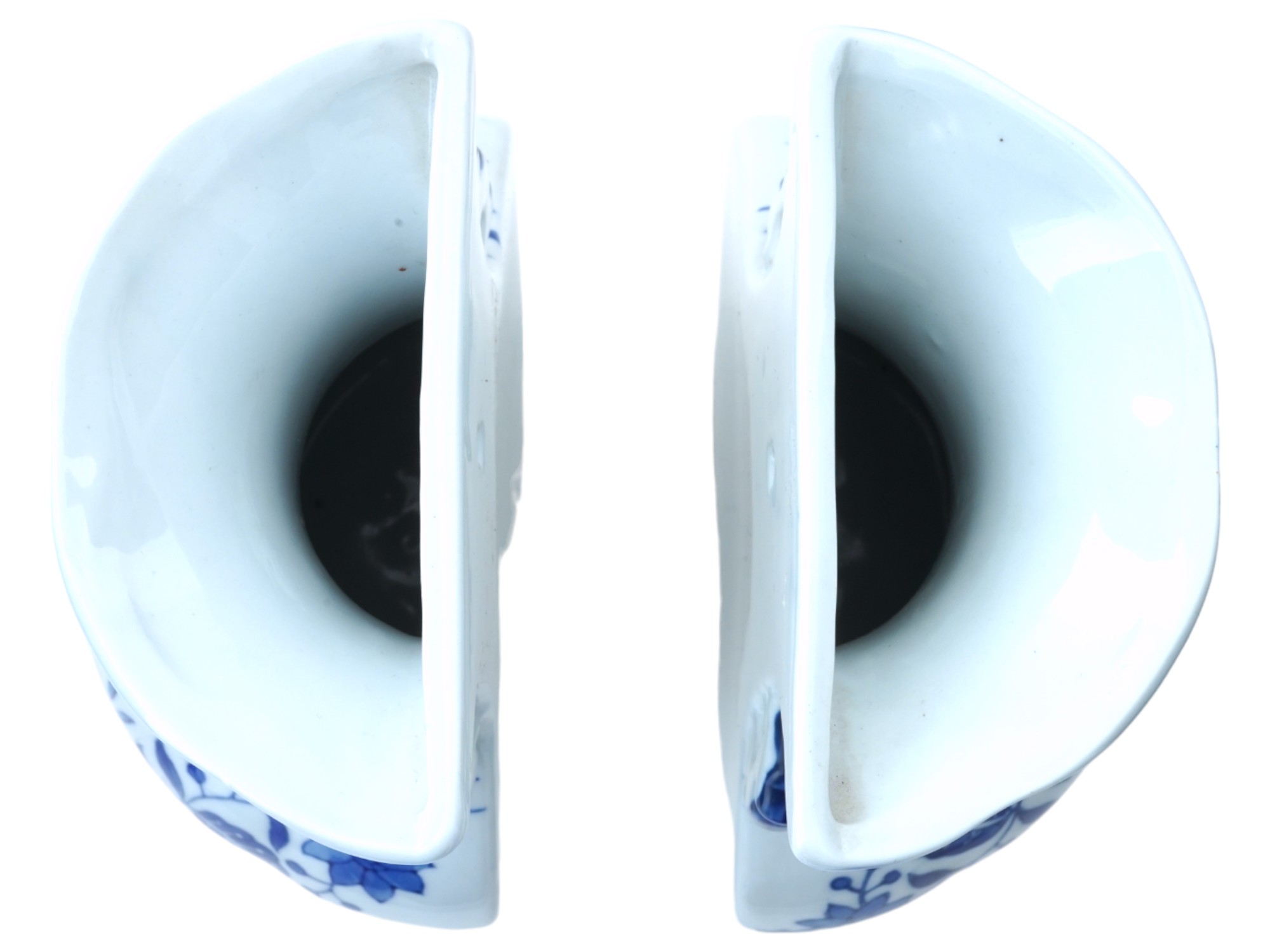 PAIR WALL MOUNT BLUE WHITE CHINESE PORCELAIN VASES PIC-5