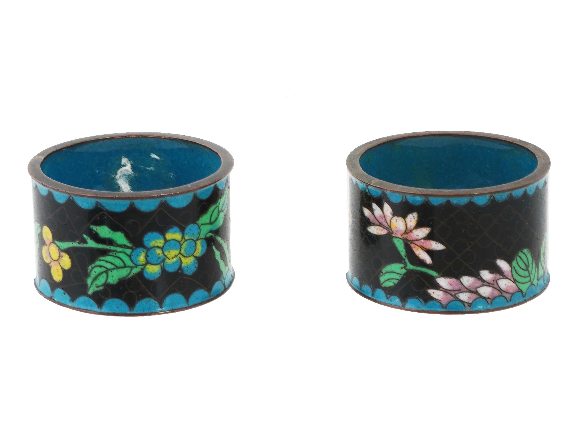 CHINESE CLOISONNE ENAMEL BOWLS AND NAPKIN RINGS SET PIC-5