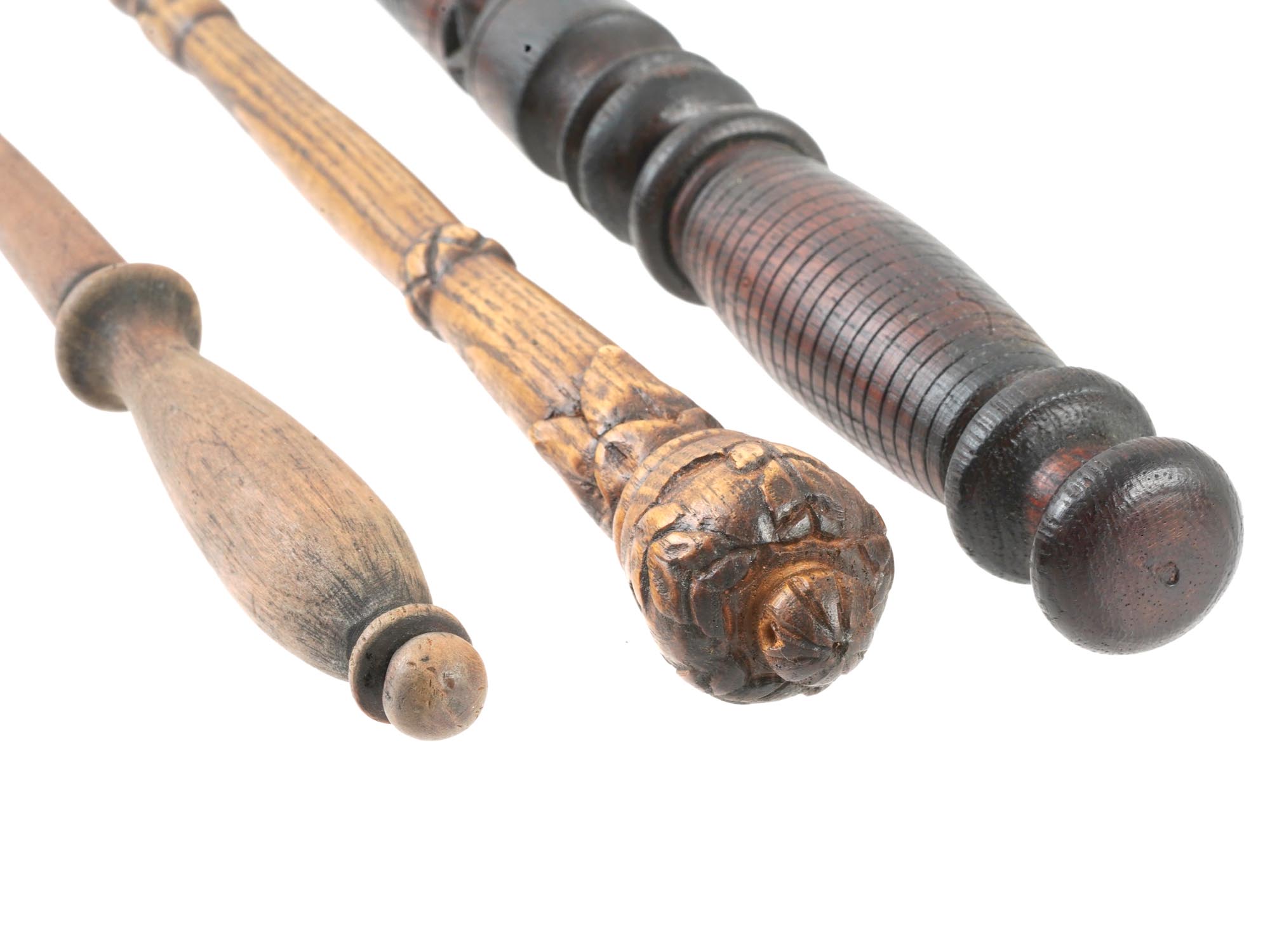 THREE JUDAICA WOODEN YAD TORAH POINTERS PIC-3