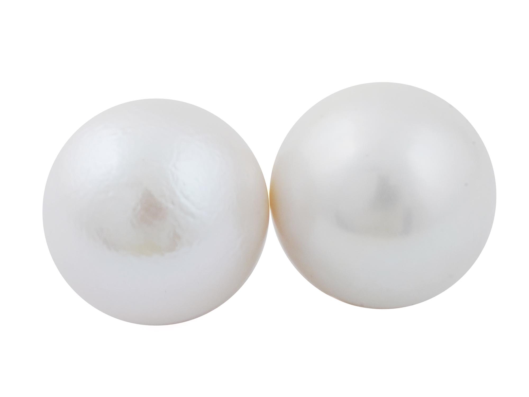 18K GOLD AND 15MM SOUTH SEA PEARL STUD EARRINGS PIC-3