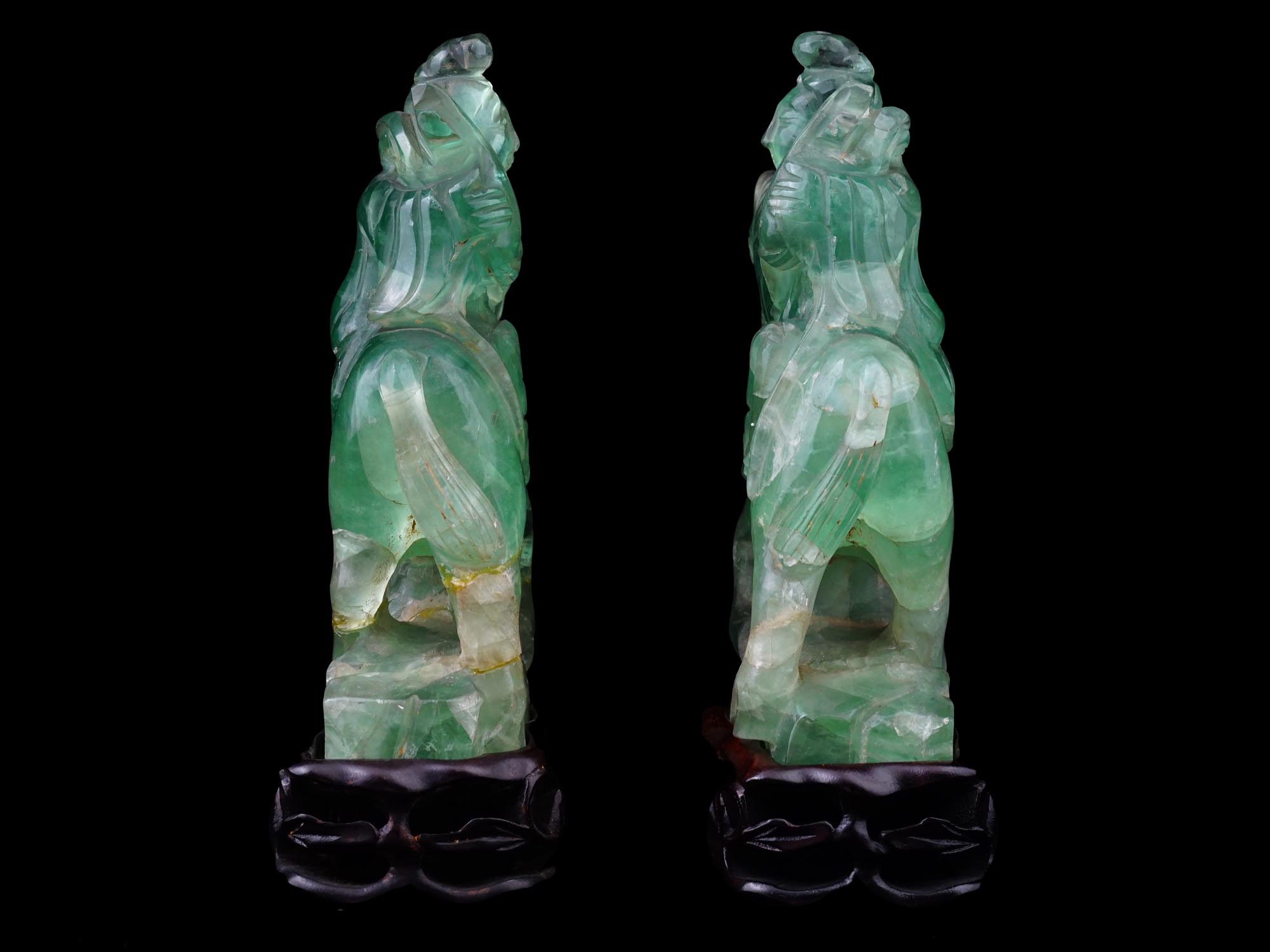 PAIR OF CHINESE CARVED QUARTZ FIGURINES OF MUSICIANS PIC-2