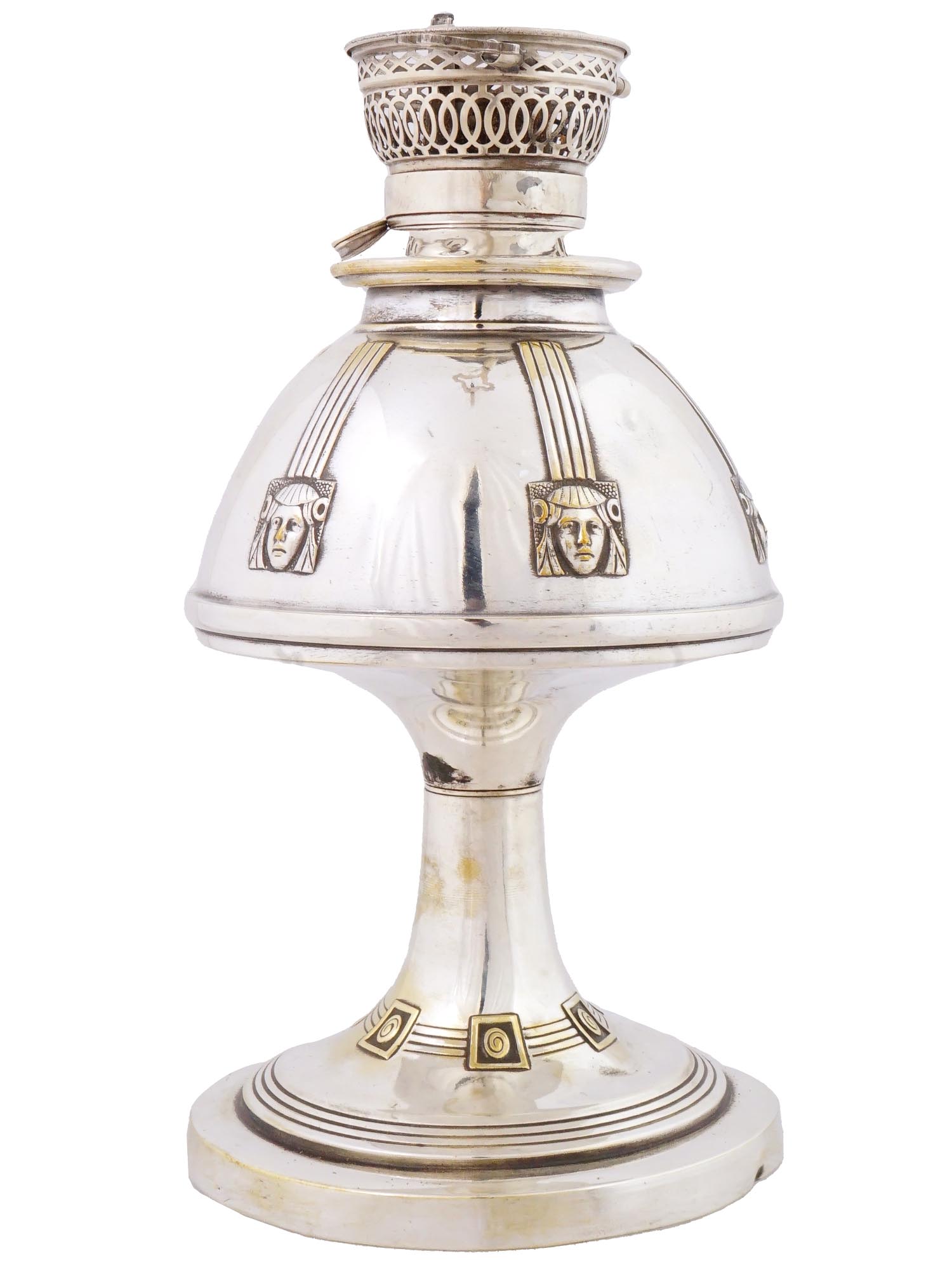 ANTIQUE VICTORIAN MANNER METAL KEROSENE LAMP PIC-2