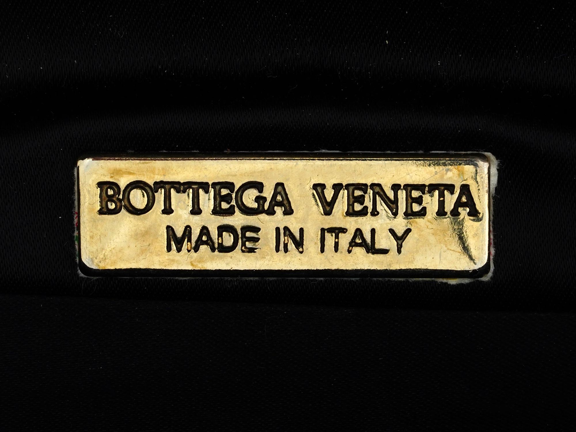 ITALIAN LADYS CLUTCH PURSE BY BOTTEGA VENETA PIC-5