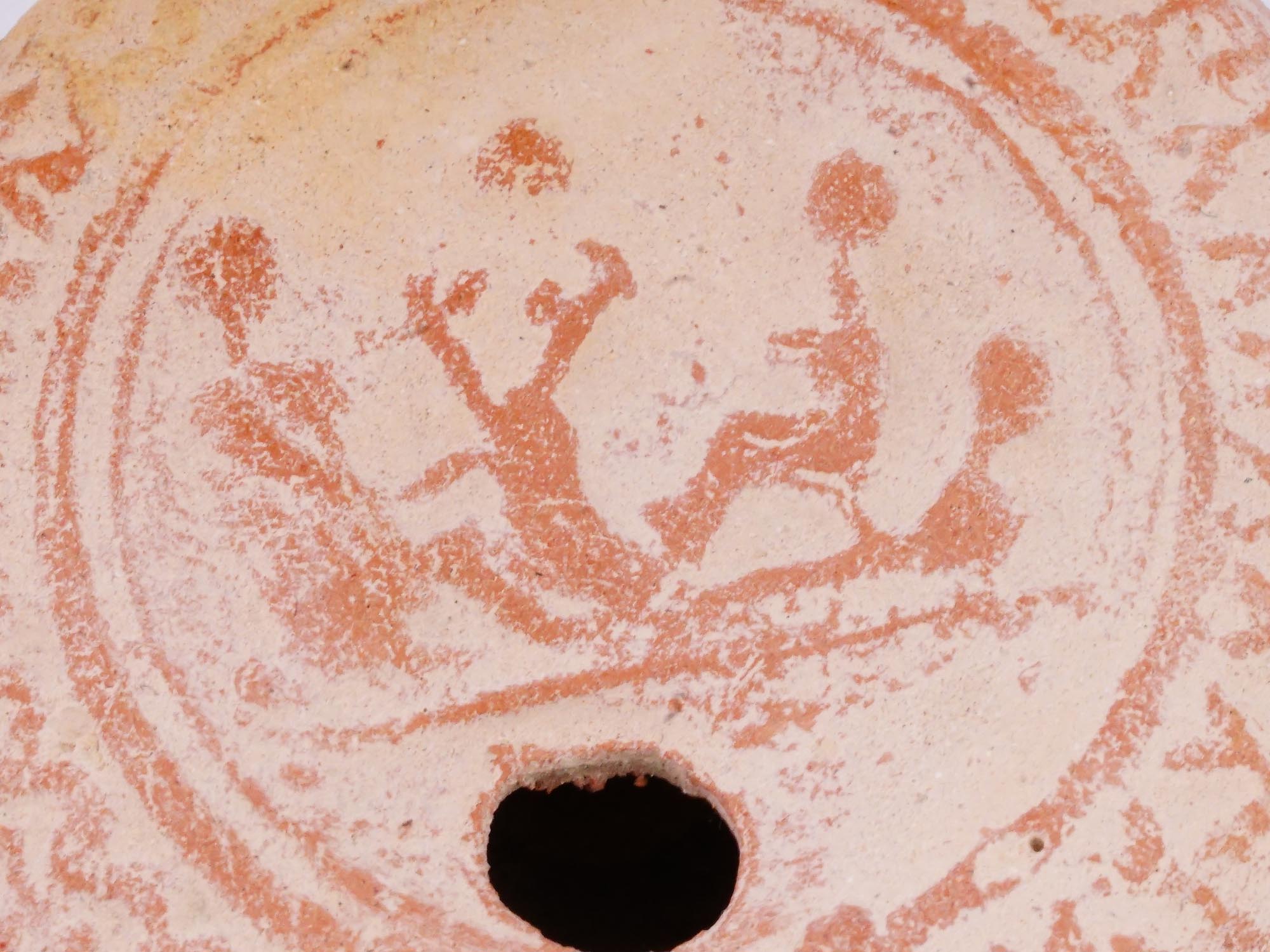 ANCIENT ROMAN CLAY OIL LAMP WITH AN EROTIC SCENE PIC-7