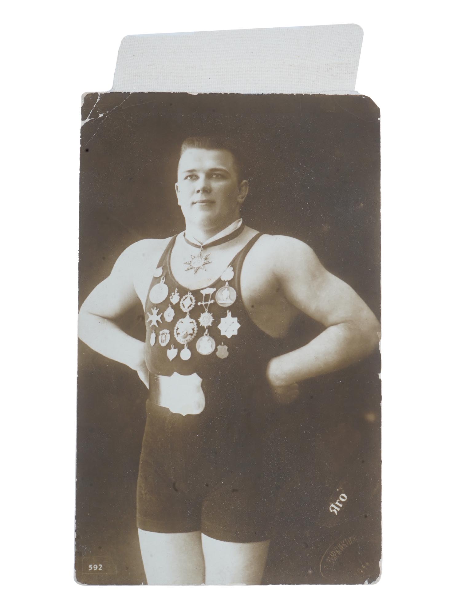 ANTIQUE RUSSIAN PORTRAIT PHOTO OF ESTONIAN WRESTLER PIC-1