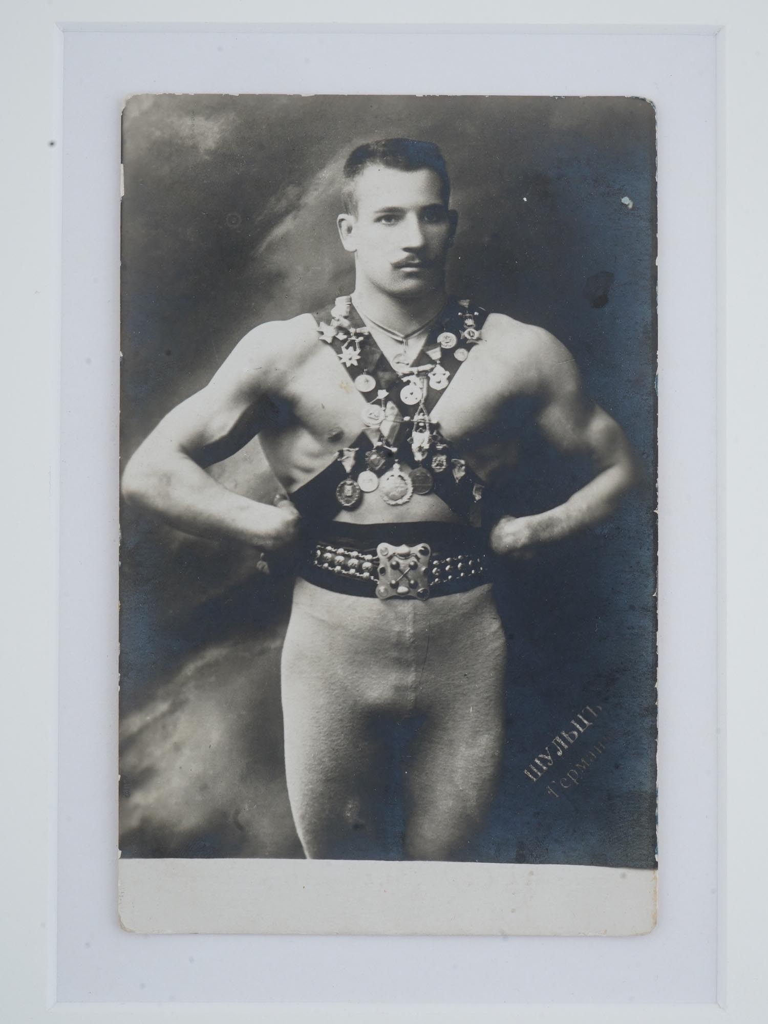 ANTIQUE RUSSIAN PORTRAIT PHOTO OF SCHULZ WRESTLER PIC-1