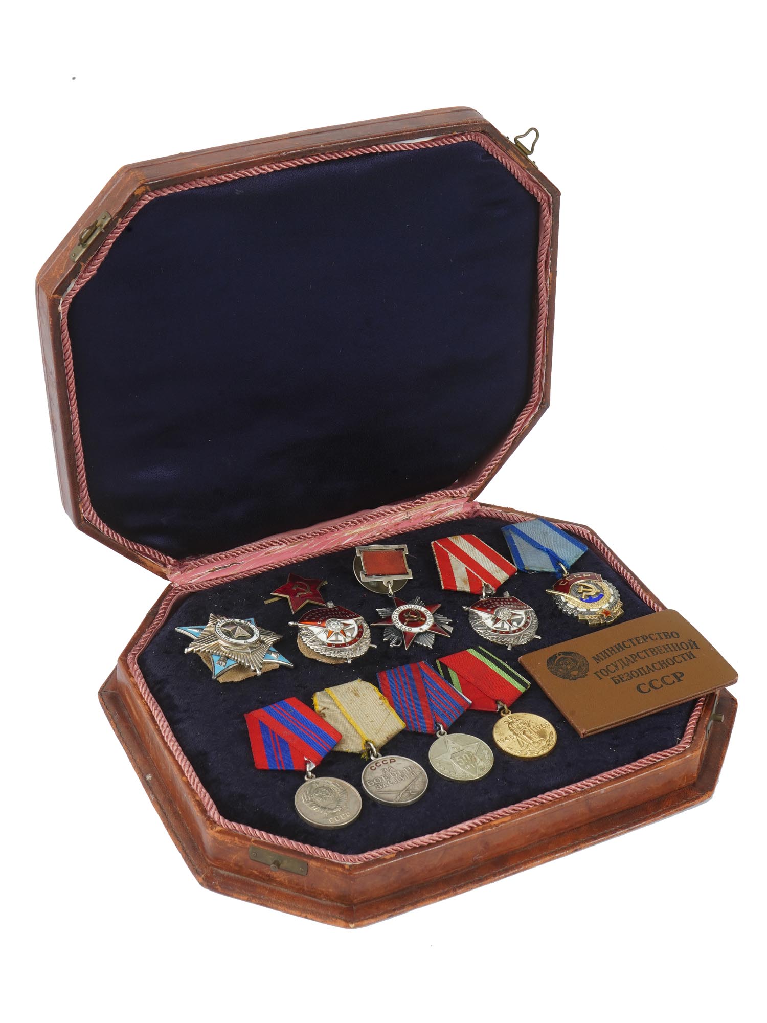 RUSSIAN SOVIET MILITARY ORDERS AND MEDALS PIC-0