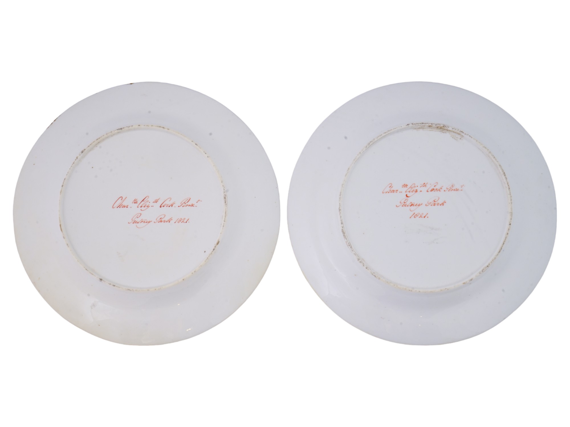 PAIR OF ANTIQUE ENGLISH PORCELAIN DECORATIVE PLATES PIC-2