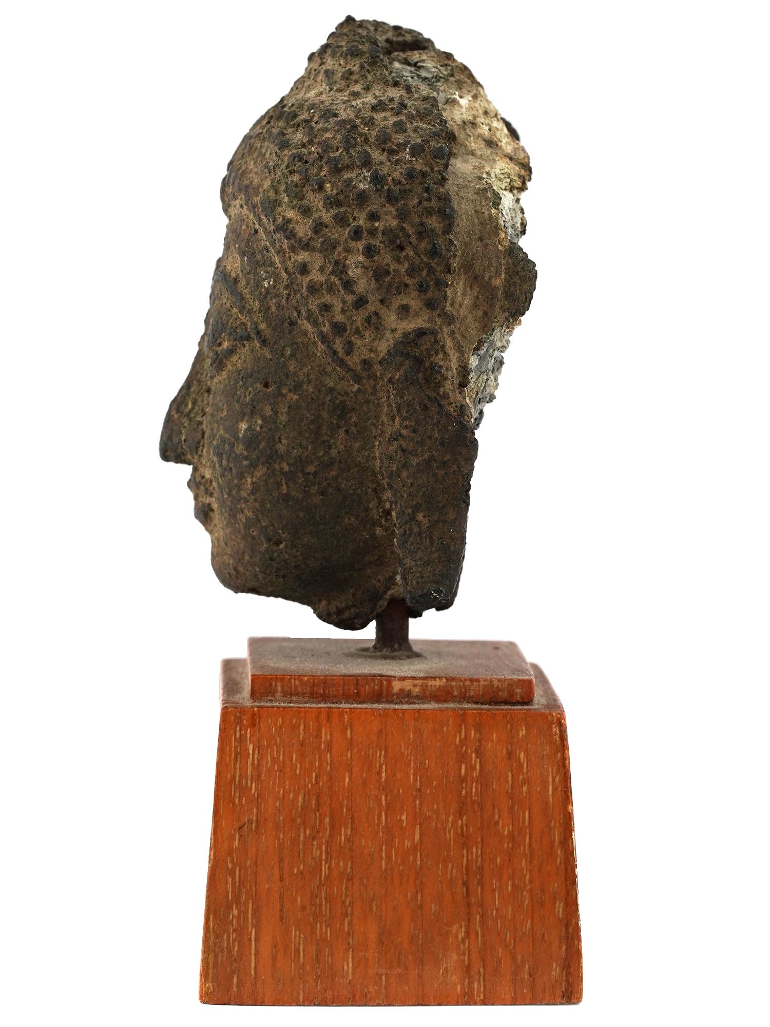 ANCIENT CHINESE BRONZE HEAD ON A WOODEN BASE PIC-2