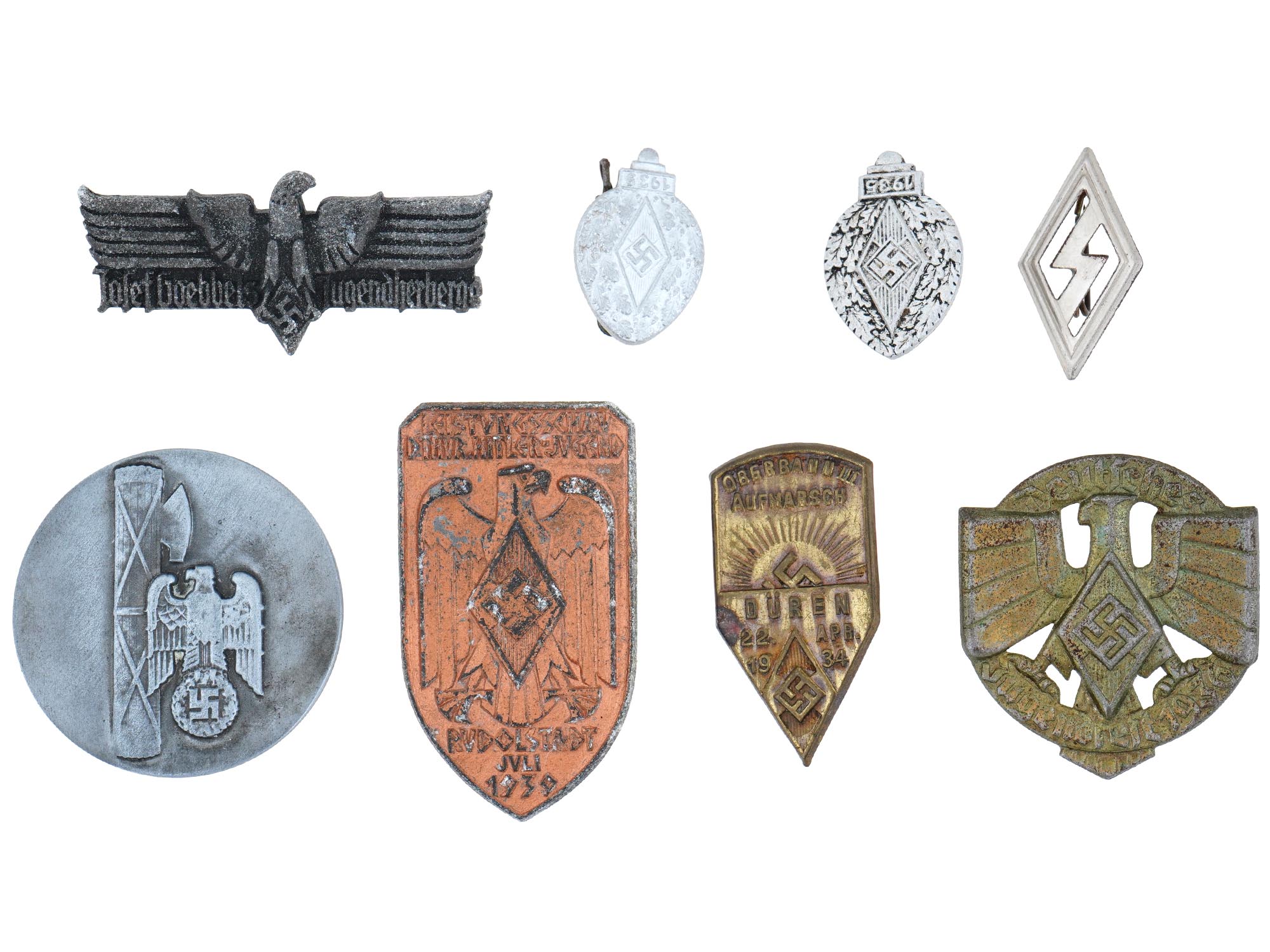 COLLECTION OF WWII NAZI GERMAN HITLER YOUTH BADGES PIC-0