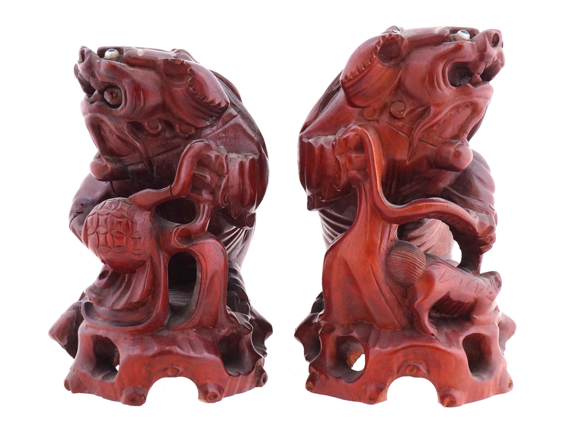ANTIQUE CHINESE HAND CARVED WOODEN FOO DOG FIGURINES PIC-2