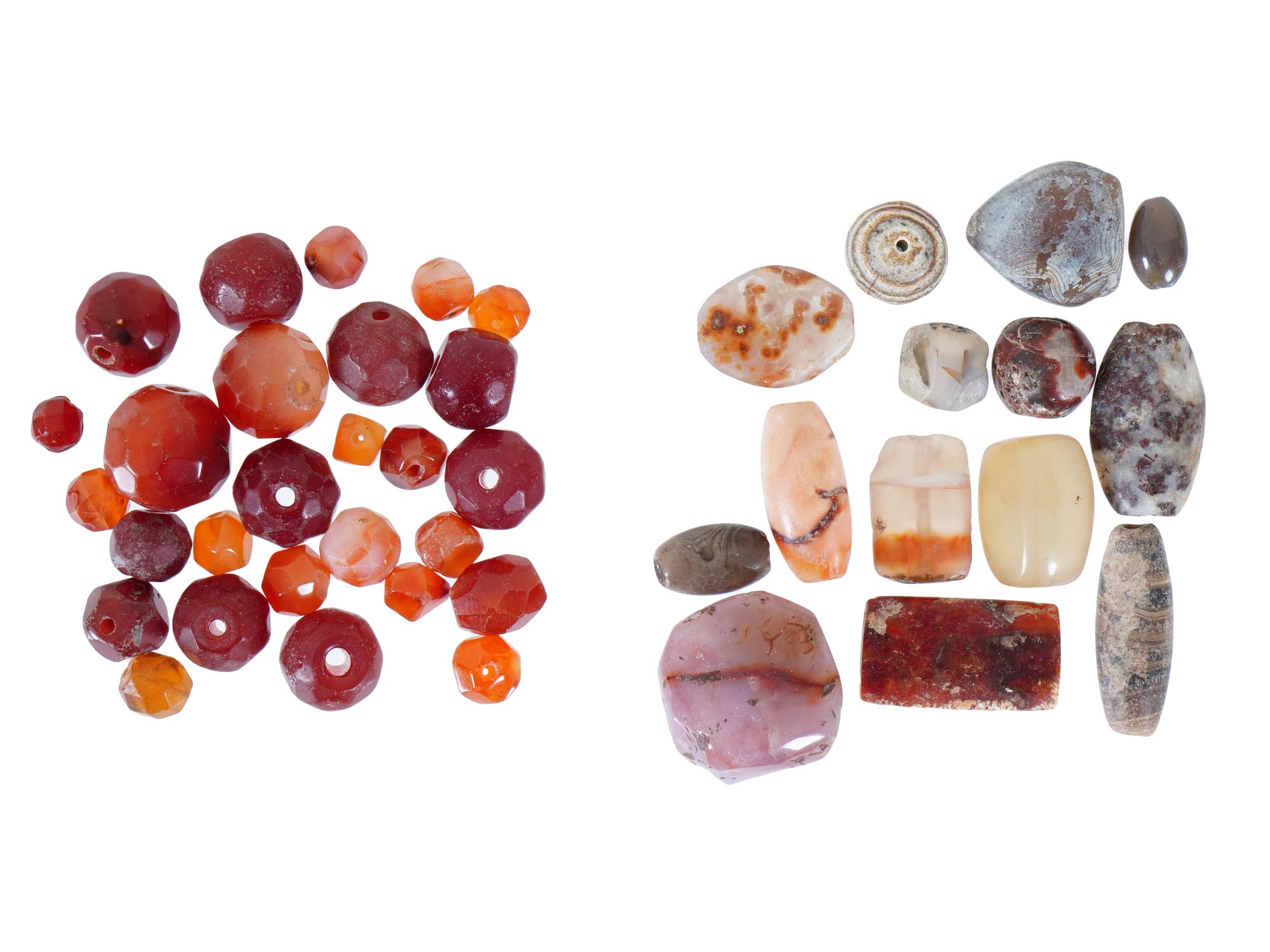 AGATE AND CARNELIAN BEADS OF VARIOUS FORMS AND DESIGNS PIC-1