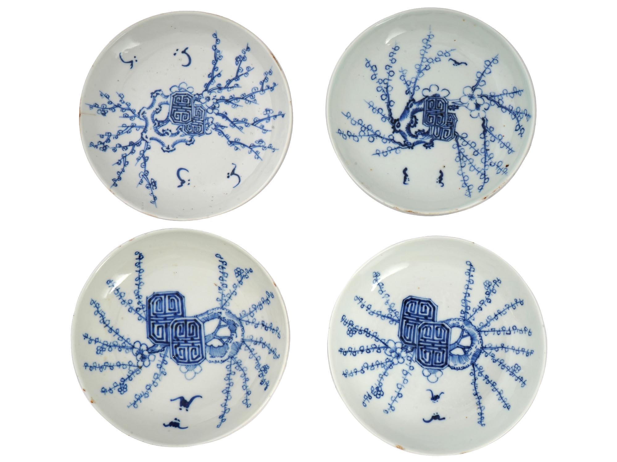 19TH CEN VIETNAMESE BLUE WHITE PORCELAIN PLATES SET PIC-1