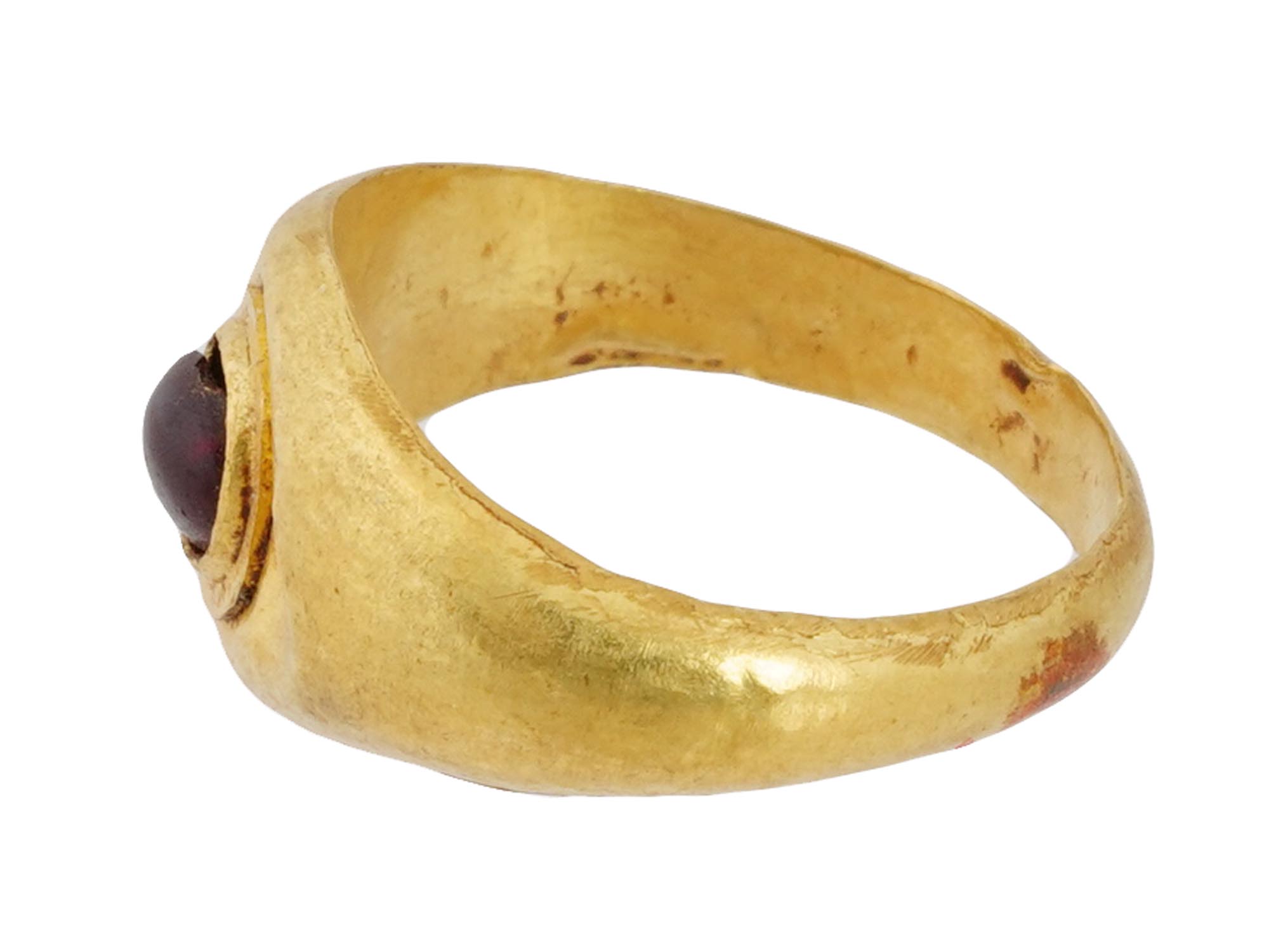 ANCIENT ROMAN GOLD RING WITH GARNET STONE PIC-3