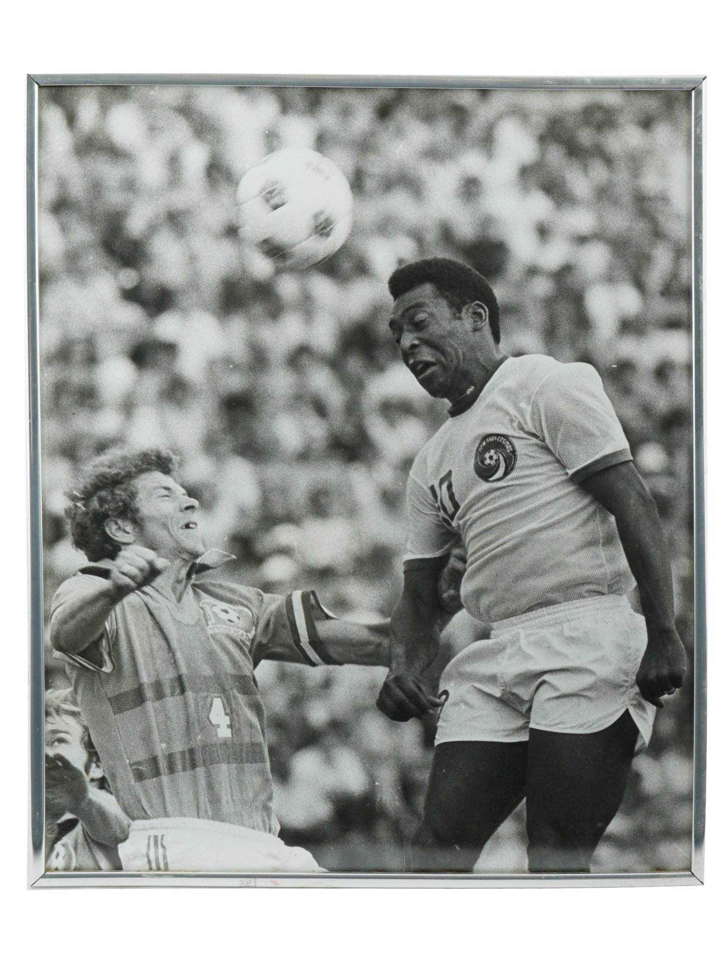 LARGE VINTAGE PHOTO OF PELE FOOTBALL PLAYER PIC-0