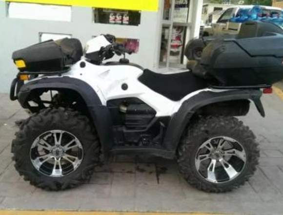 Cuatrimoto  HONDA  680cc  4x4  mod  2009  nac