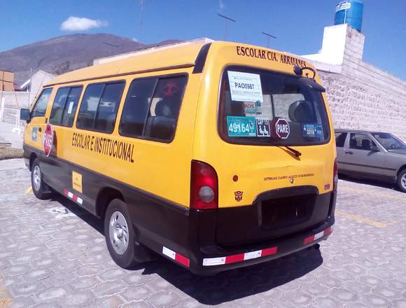 Vendo buseta Hyundai H100