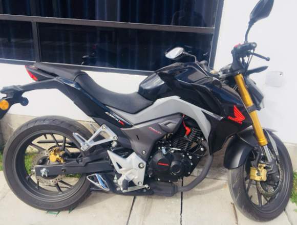 Vendo moto honda año 2016