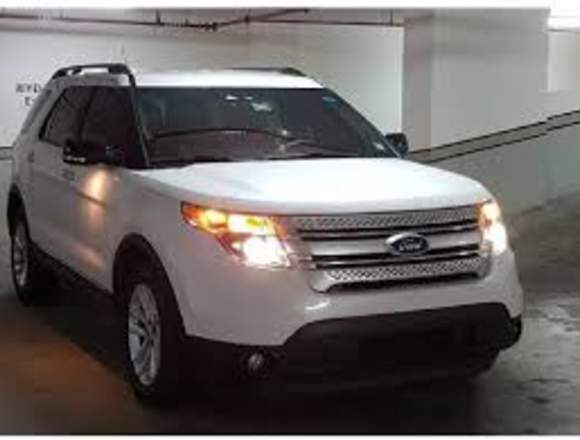 FORD EXPLORER AUTOMATIC. 2015