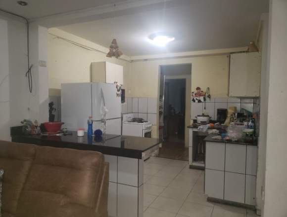 V#80 Venta de casa en Desamparados